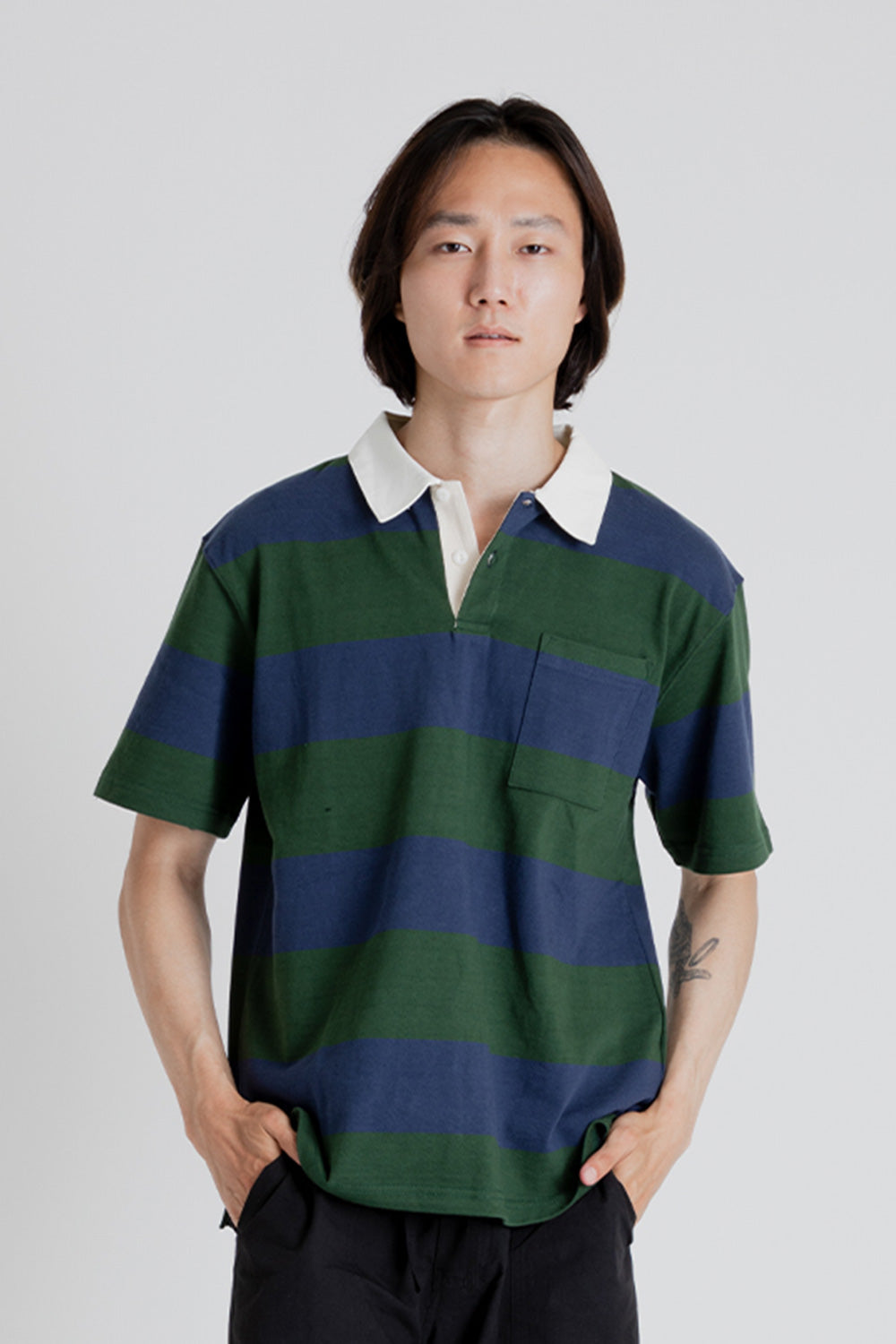 Uniform Bridge Naval Collar Short Sleeve Tee in Navy/Green