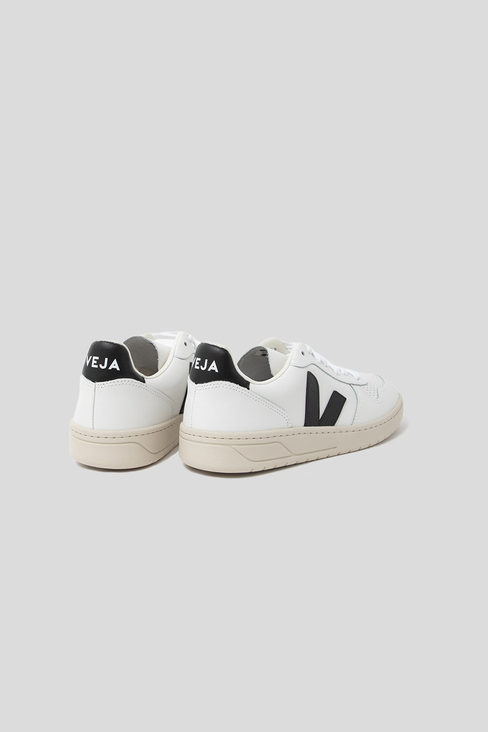 Veja V-10 Leather Shoe in Extra White / Black