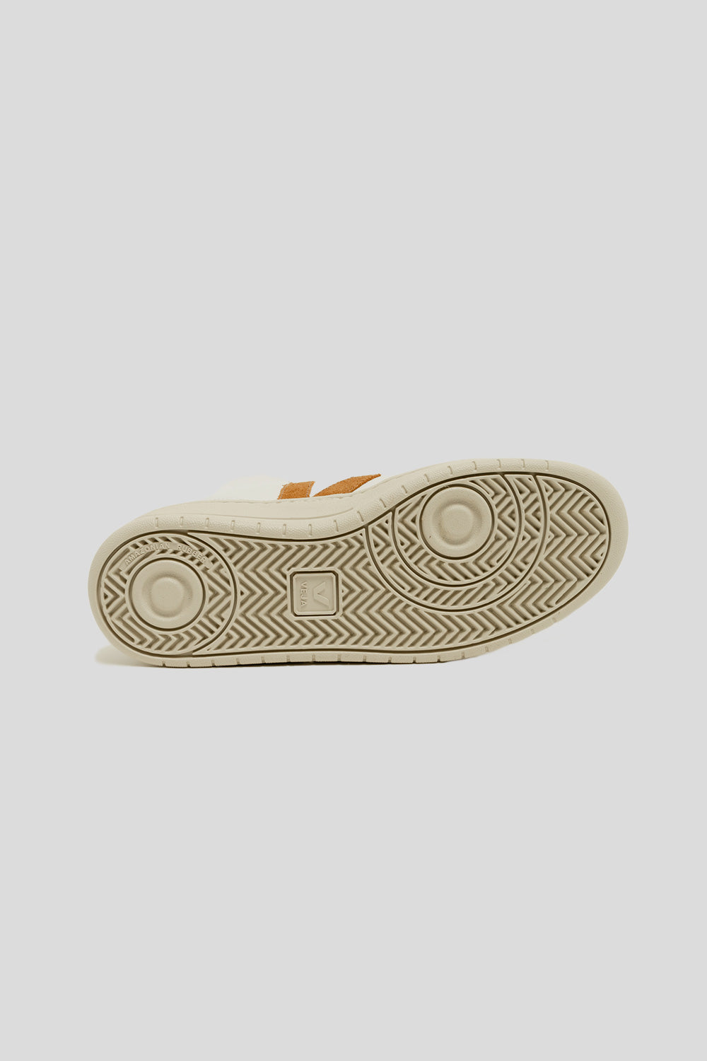 veja-v-10-extra-white-leather-camel