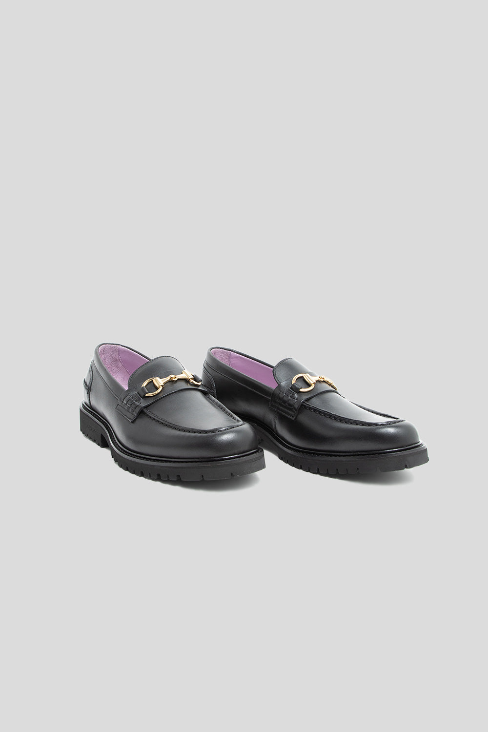 Vinny's WMNS Le Club Snaffle Bit Loafer in Black Crust