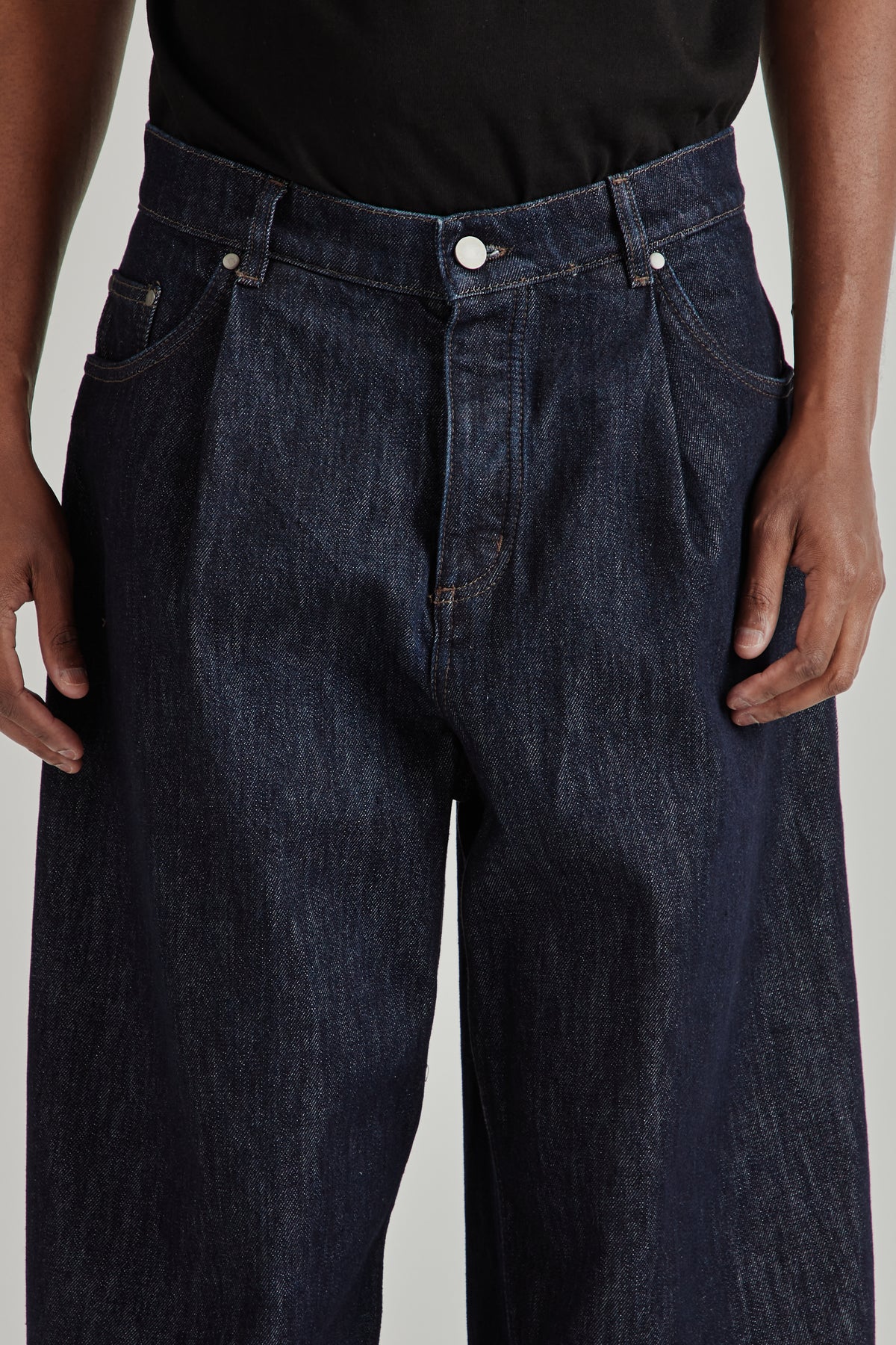 Duma Pleated Pants - Almost Raw
