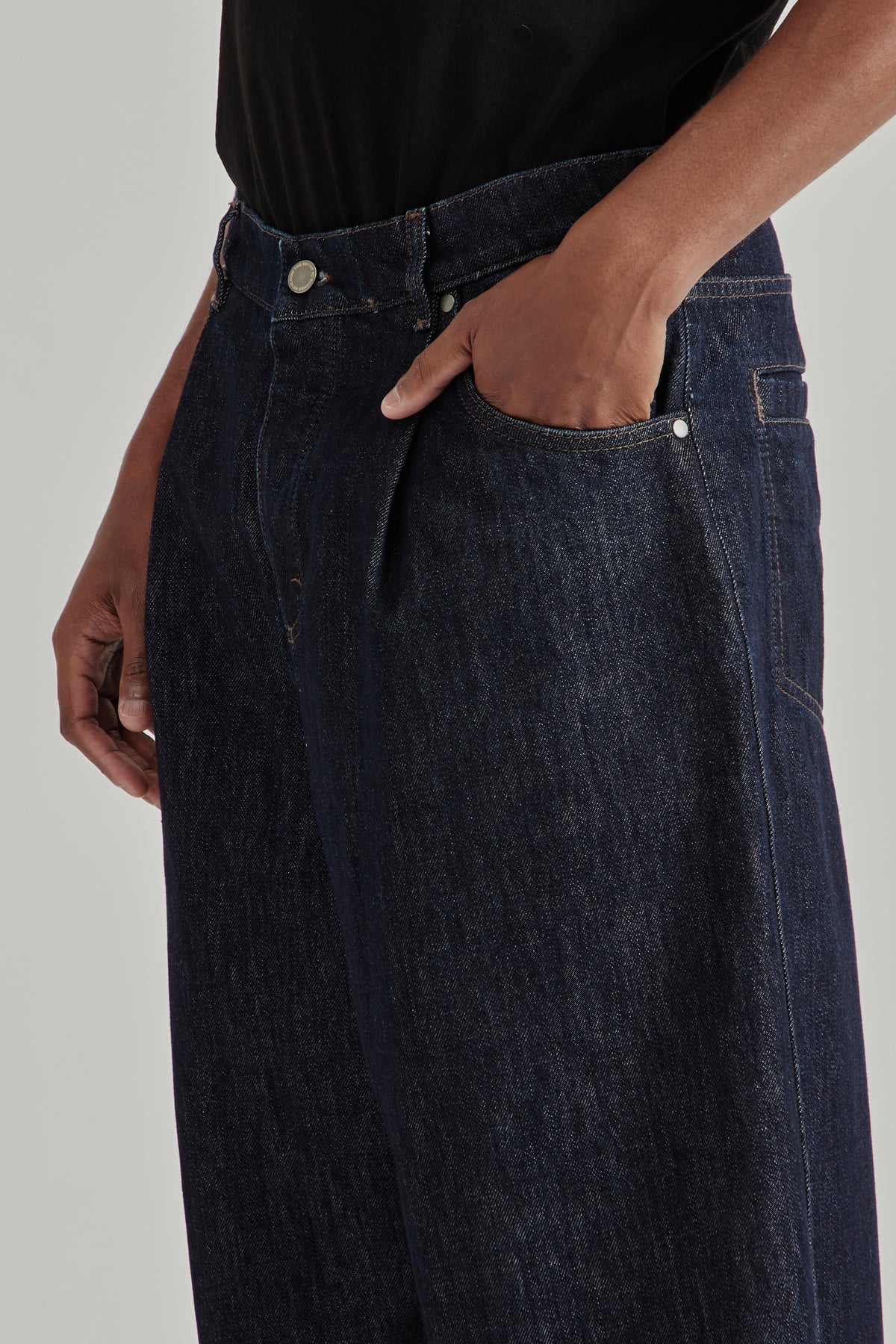 Duma Pleated Pants - Almost Raw