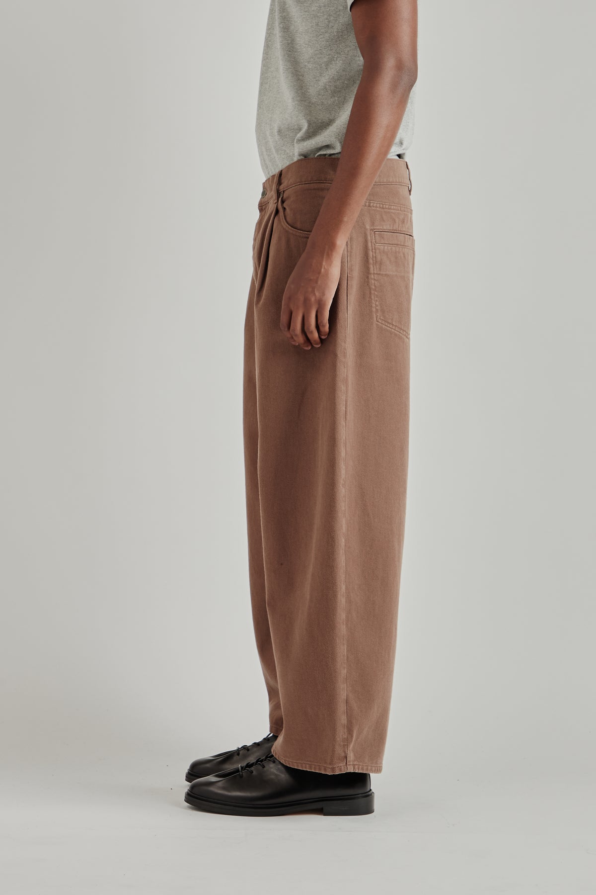 Duma Pleated Pants - Washed Brown Twill