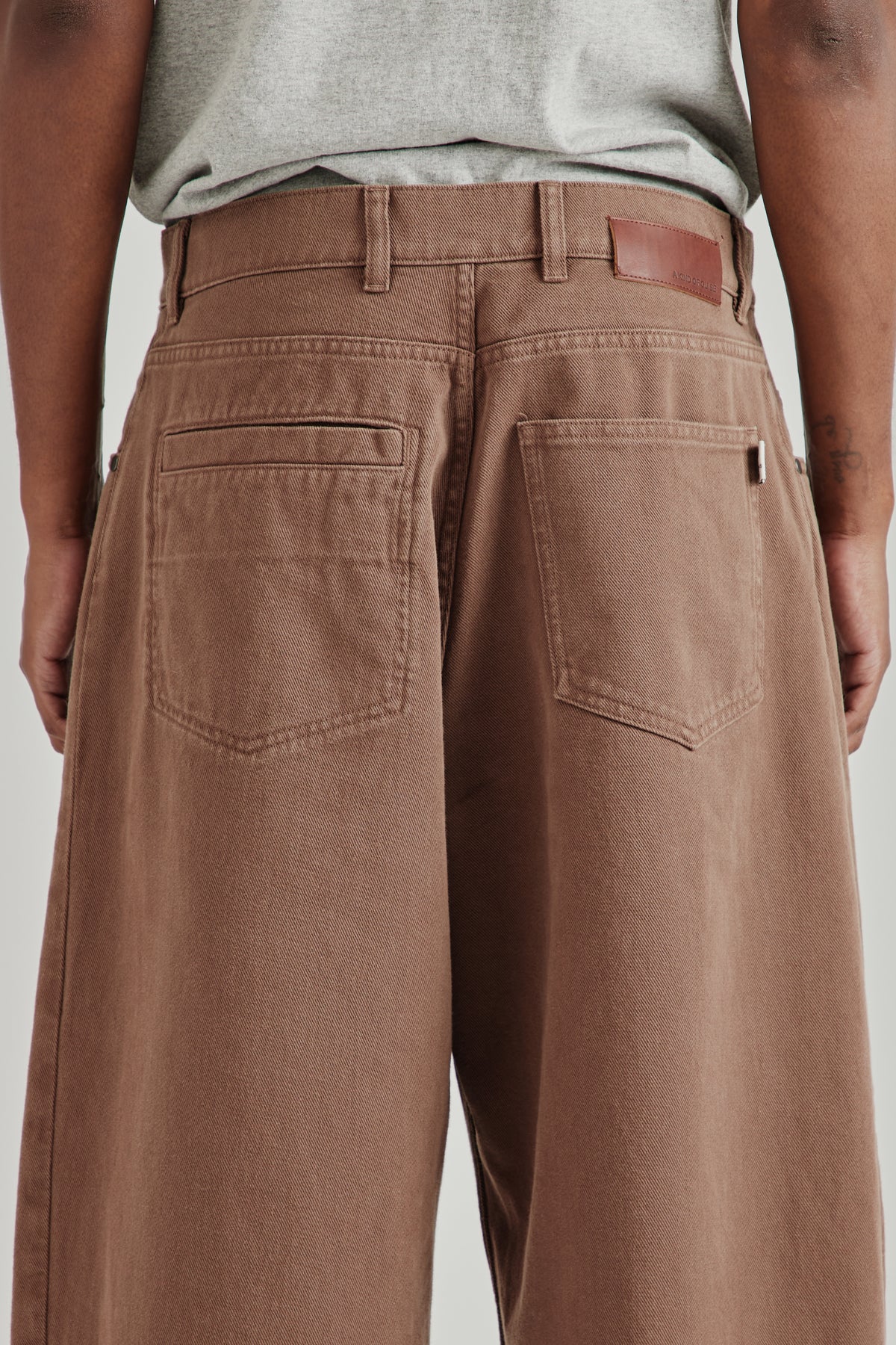 Duma Pleated Pants - Washed Brown Twill
