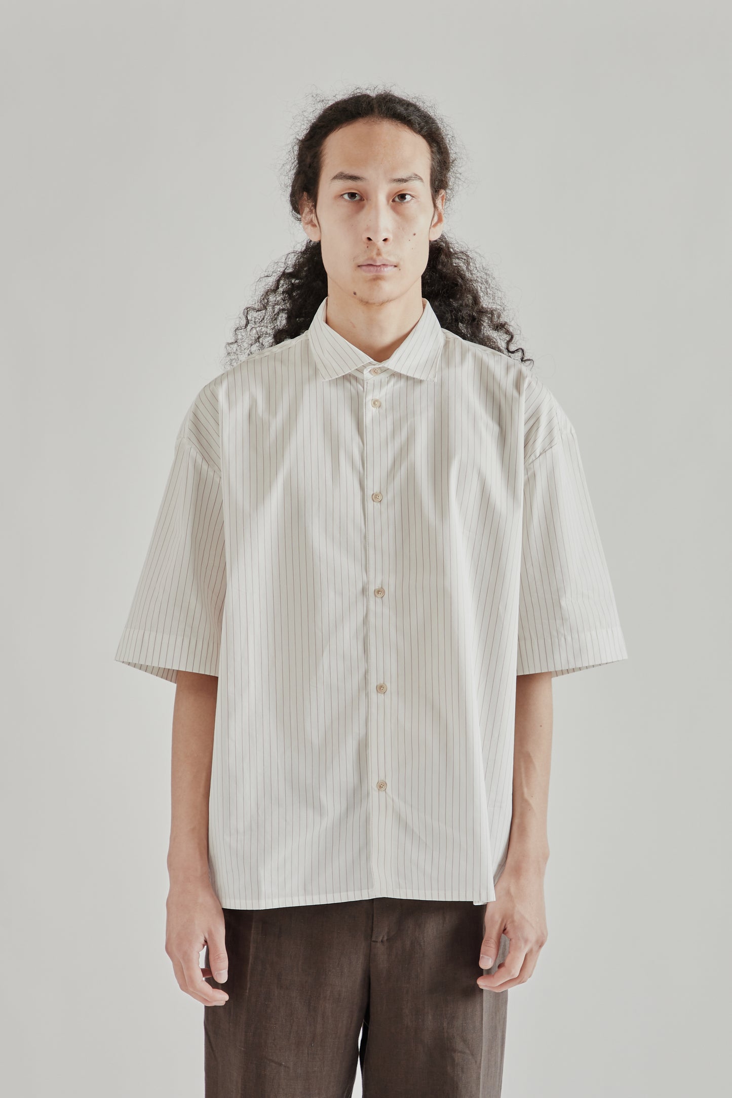 A Kind Of Guise SS26 Bantu Shirt Cayenne Stripe0685