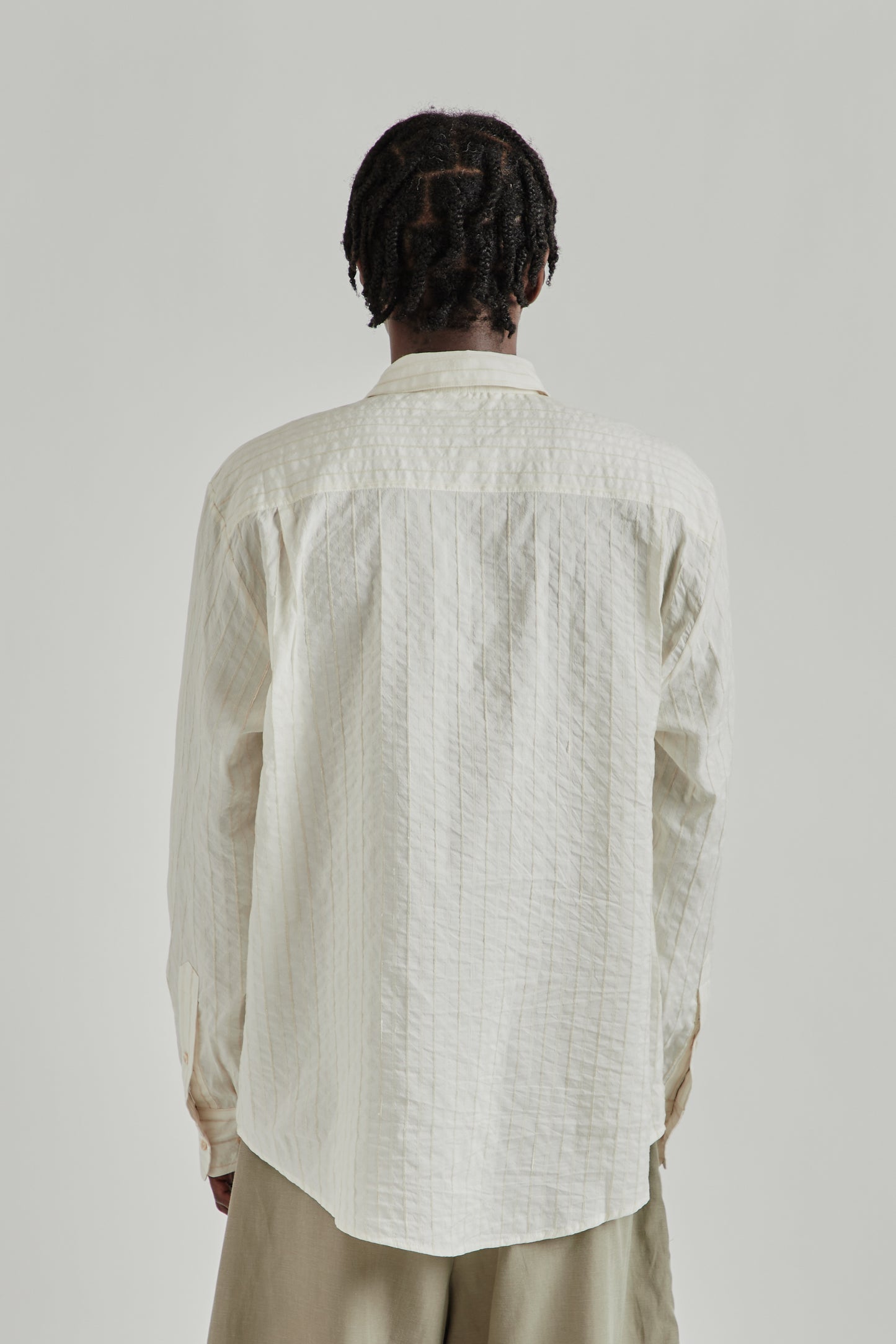 A Kind Of Guise SS26 Fulvio Shirt structured natural stripe0888