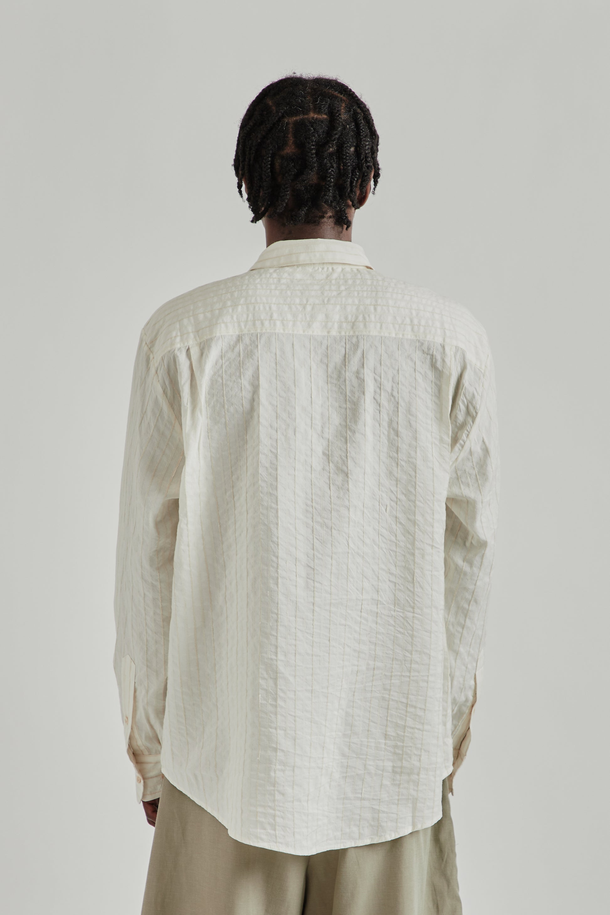 A Kind Of Guise SS26 Fulvio Shirt structured natural stripe0888