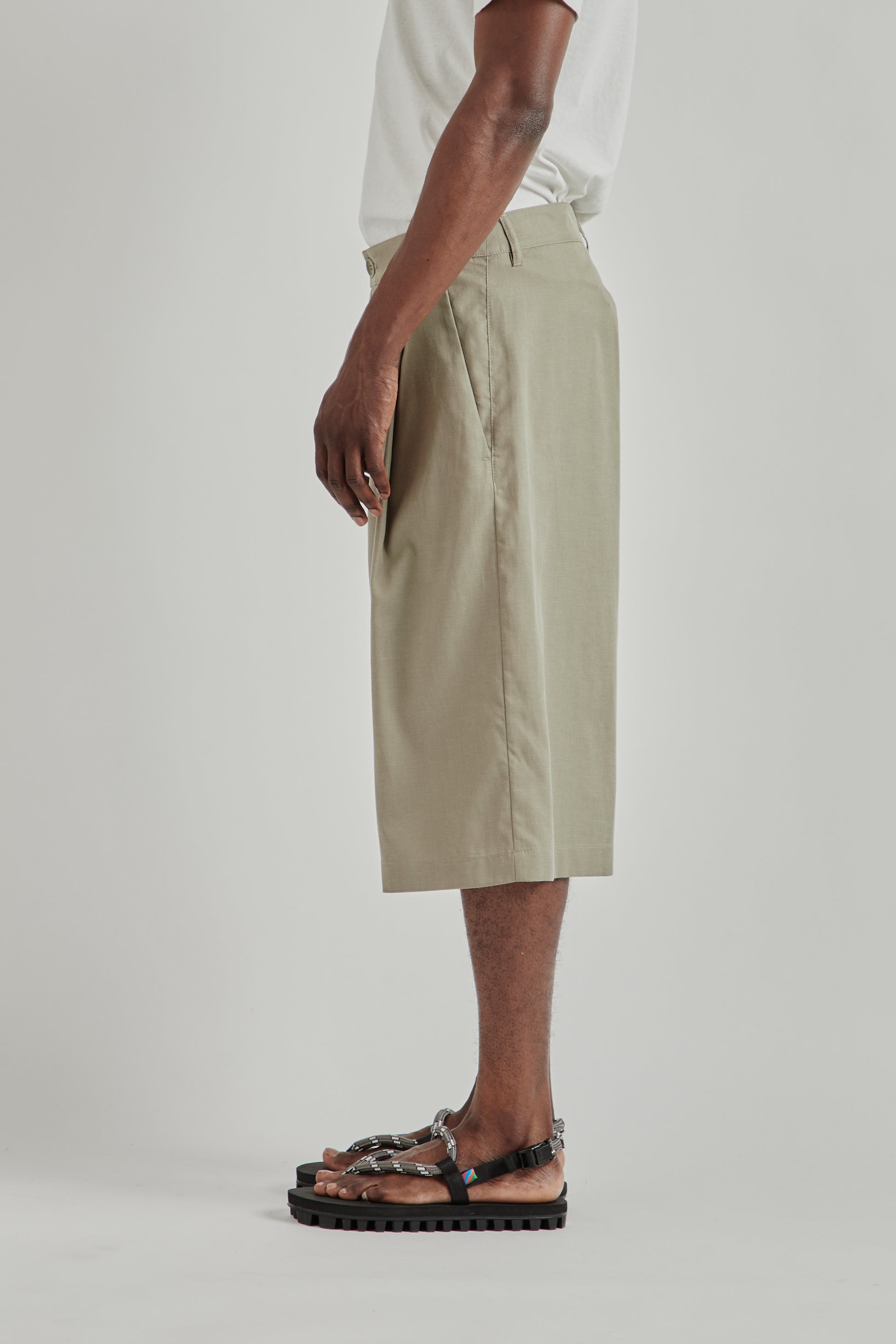 A Kind Of Guise SS26 Juno Shorts sun bleached sage0932