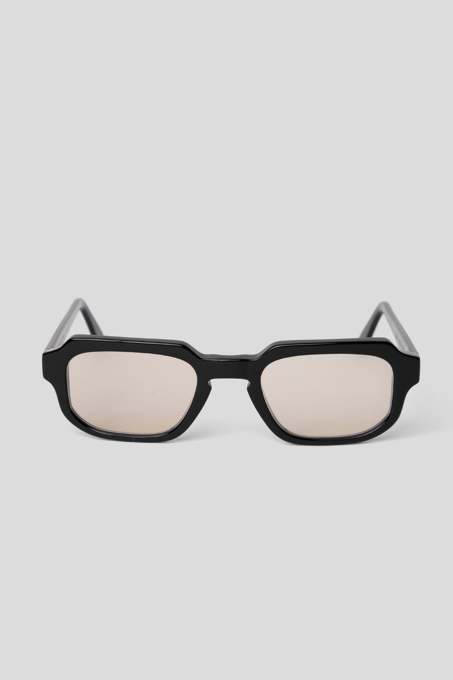 A Kind Of Guise SS26 Lima Solid Black Brown Solar Tint 02