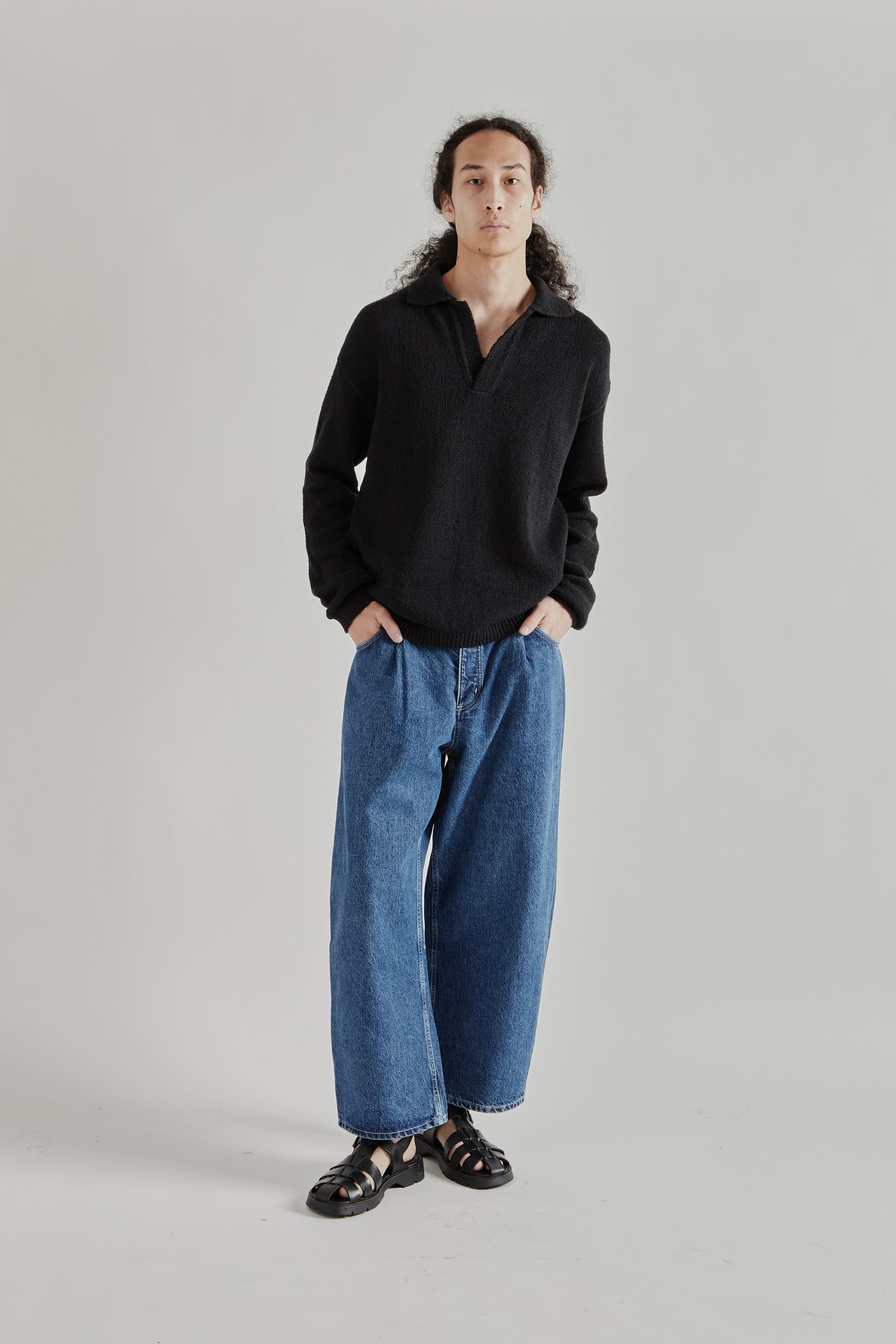 A Kind Of Guise SS26 Marabou Knit Polo Black Cotton Boucle0887