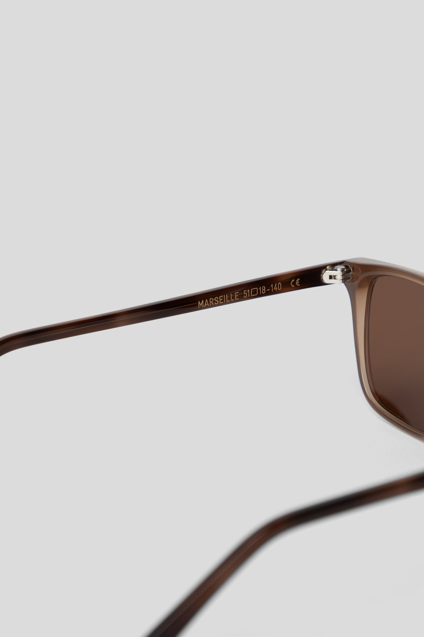 A Kind Of Guise SS26 Marseille Milky Bison Brown 04