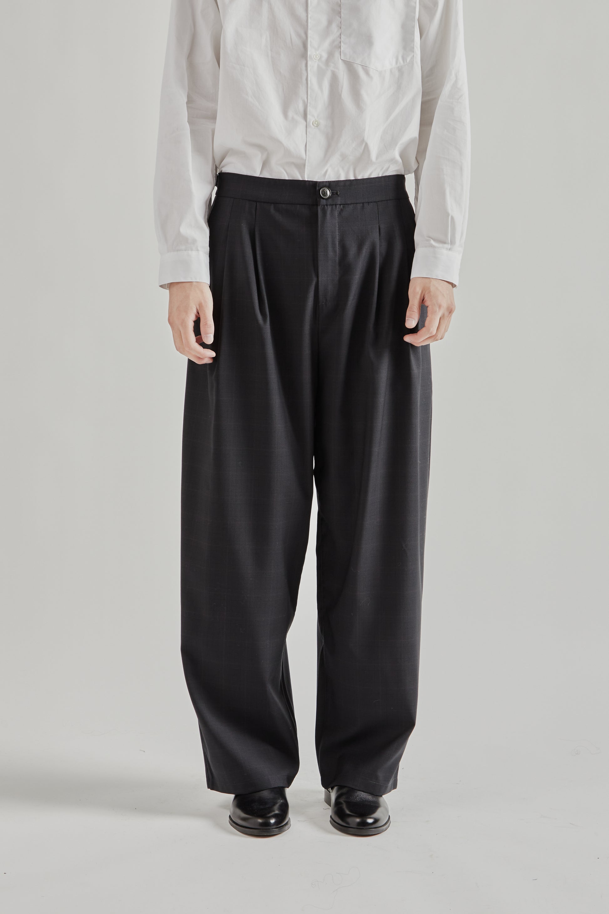 A Kind Of Guise SS26 Piero Pants Checkered Black0638