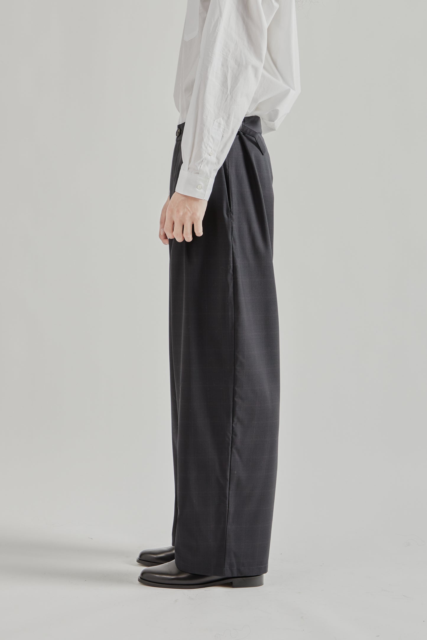 A Kind Of Guise SS26 Piero Pants Checkered Black0641