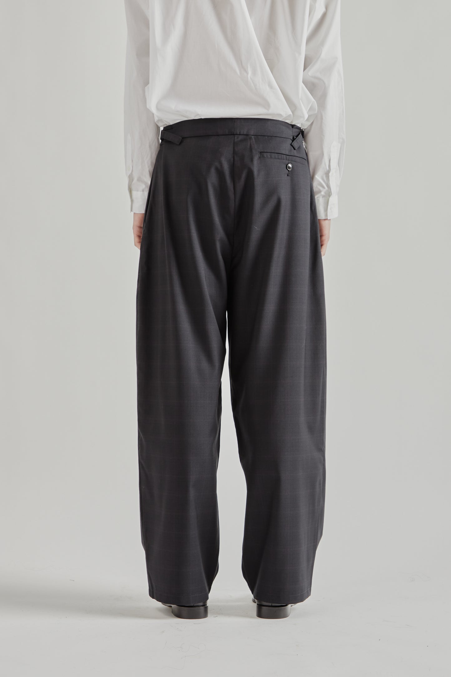 A Kind Of Guise SS26 Piero Pants Checkered Black0645