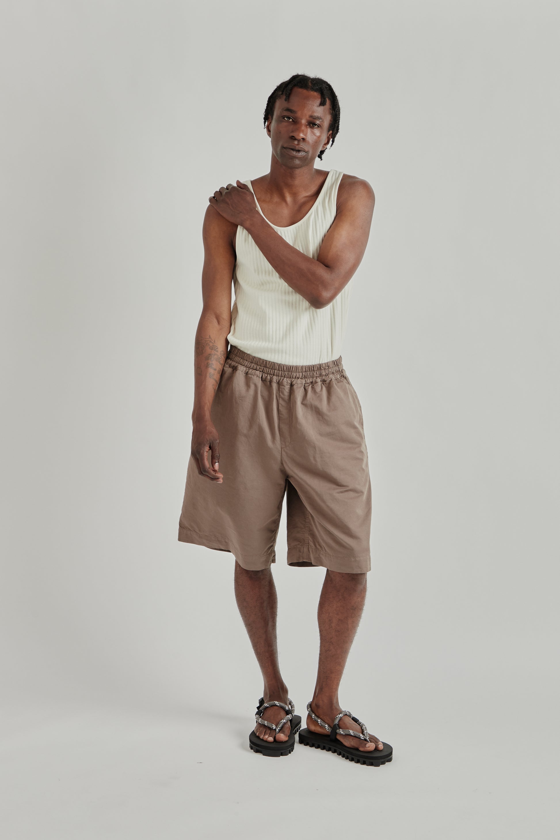 A Kind Of Guise SS26 Saleh Shorts brown impala0868