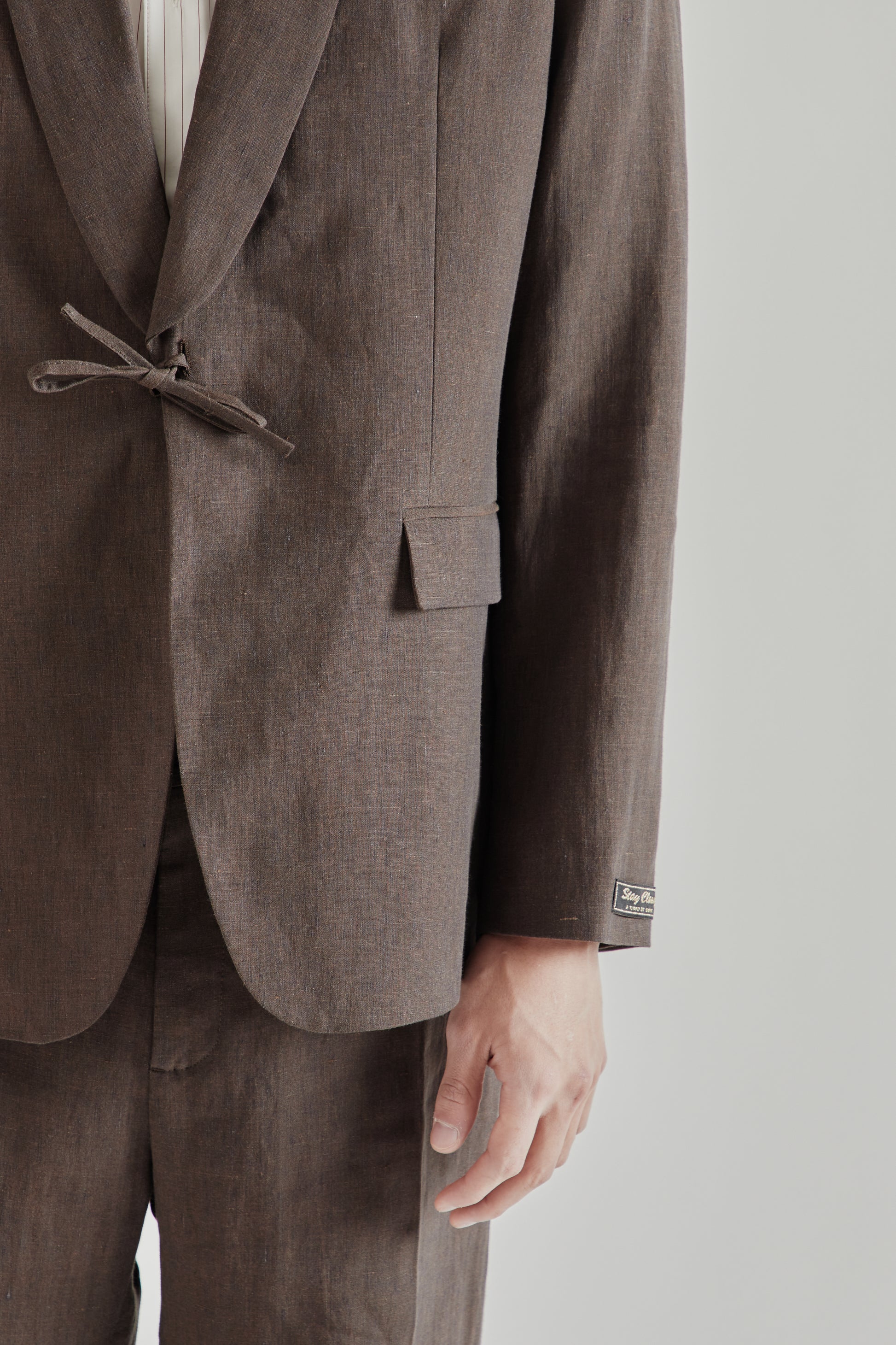 A Kind Of Guise SS26 Shinji Blazer Burnt Umber0746