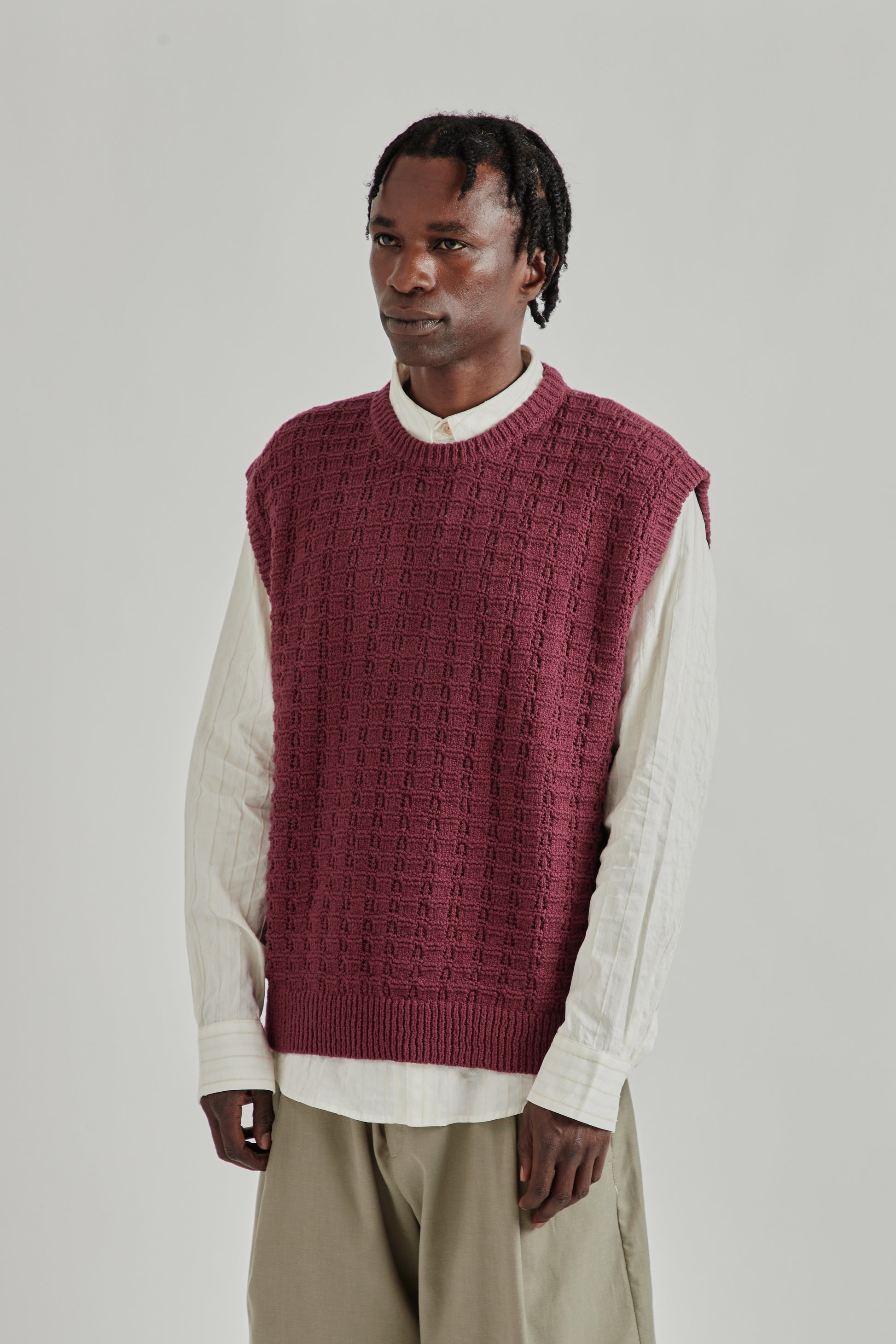 A Kind Of Guise SS26 Tembe Knit Vest aubergine cotton boucle0908