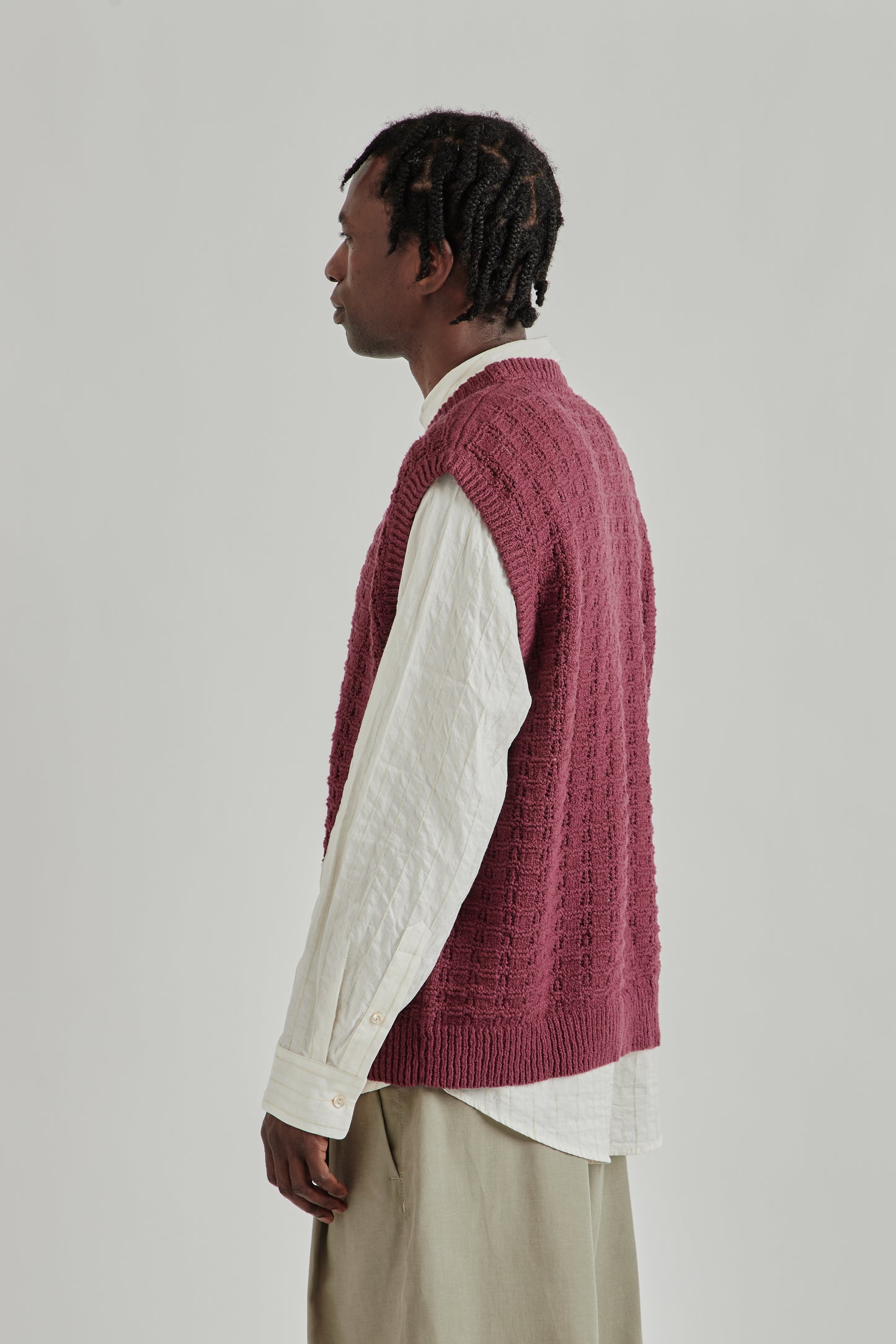 A Kind Of Guise SS26 Tembe Knit Vest aubergine cotton boucle0911