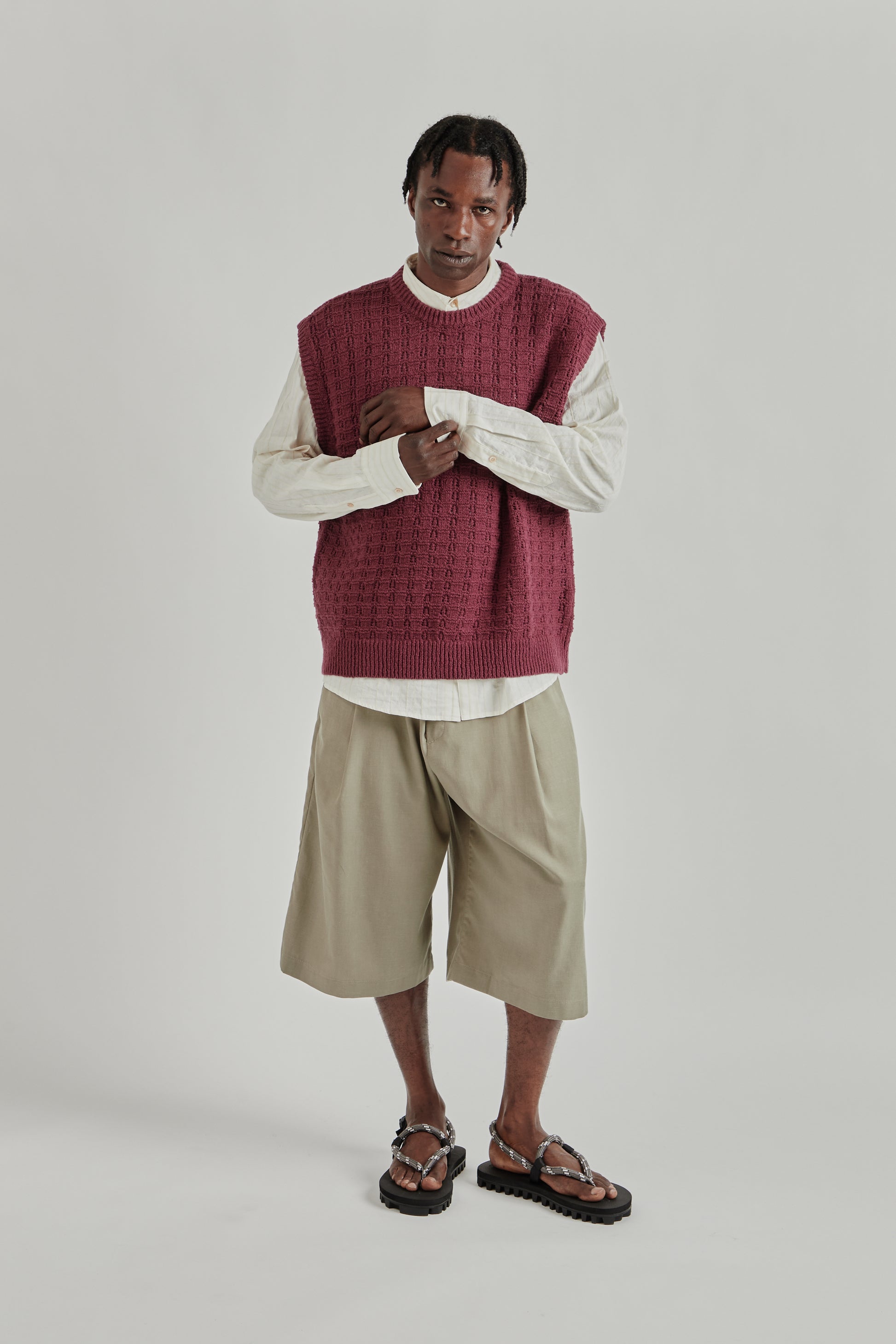 A Kind Of Guise SS26 Tembe Knit Vest aubergine cotton boucle0917