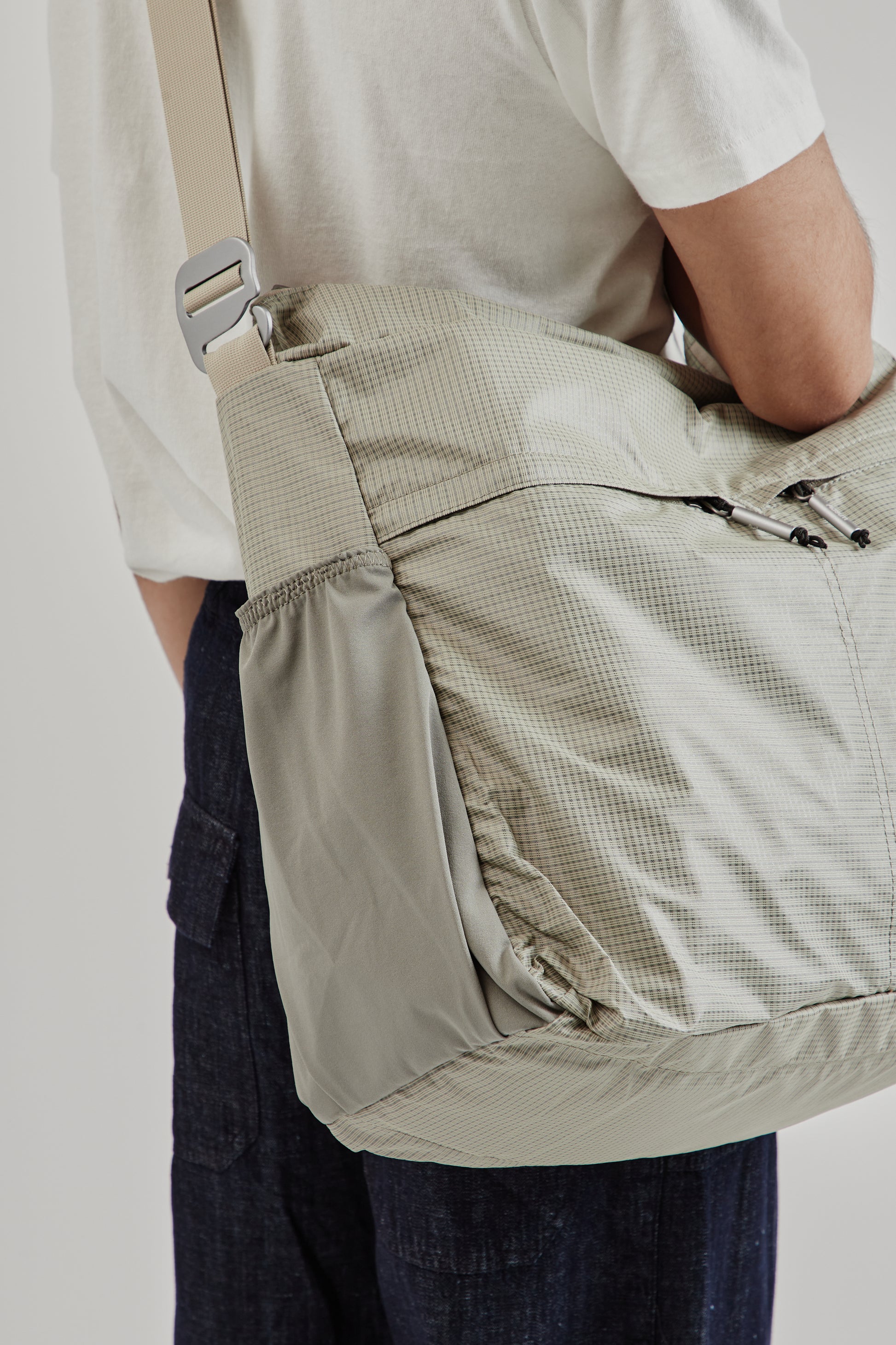 Adsum SS25 XL Zip Tote Nylon Grey 3