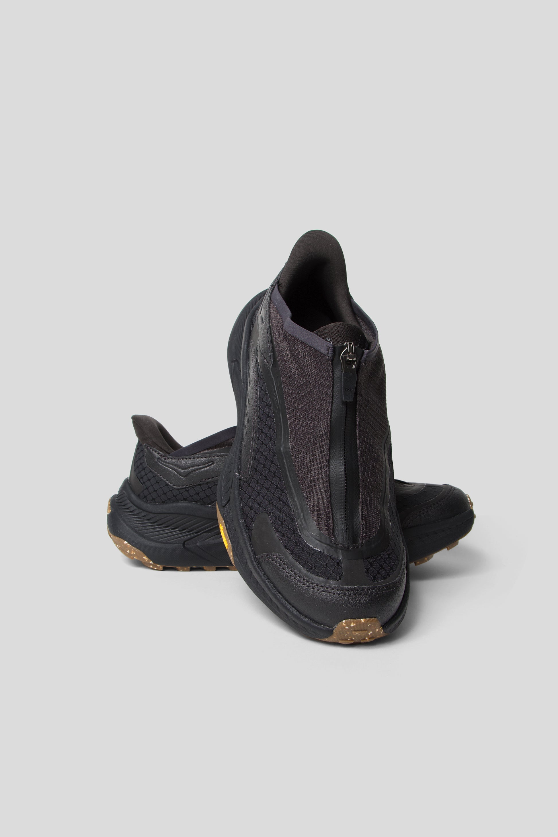 All Gender Project Transport Carbon Black Black 4