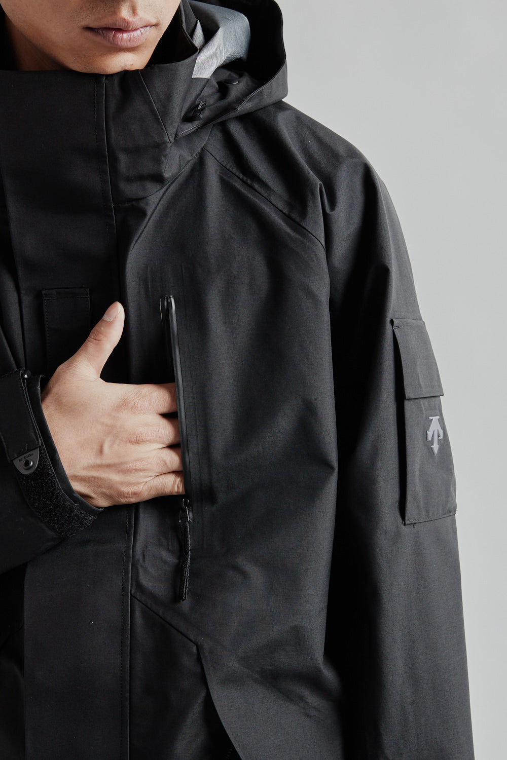 ALLTERRAIN 81 Shell Coat - Black | Wallace Mercantile Shop