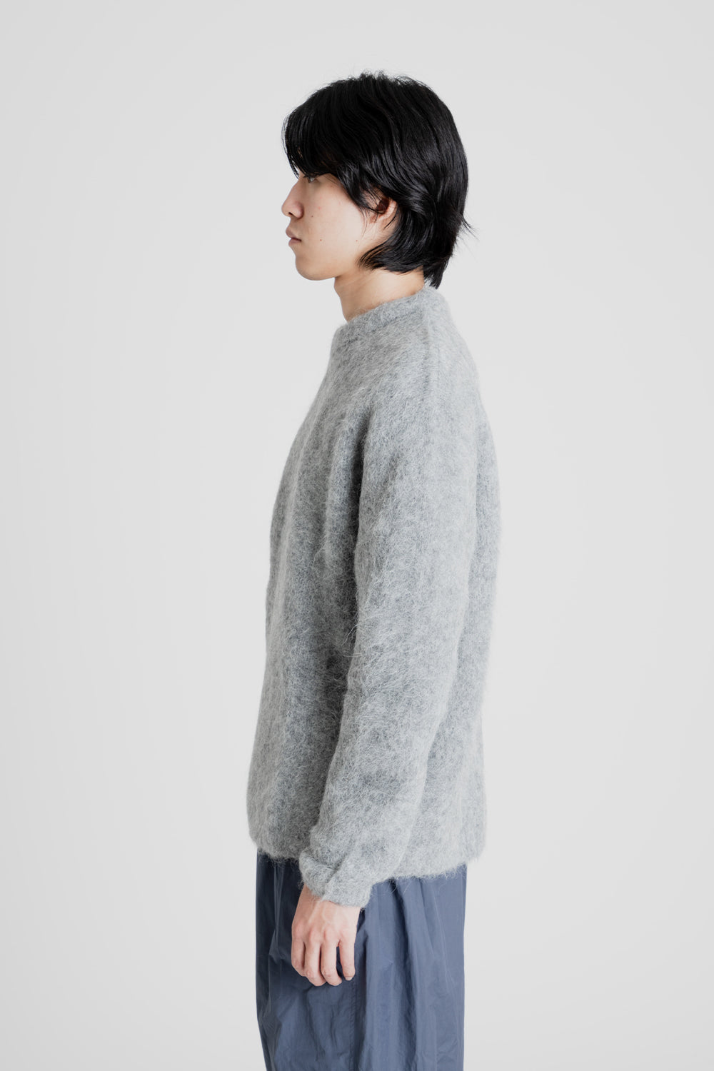 Amomento Alpaca Round Neck Pullover in Charcoal | Wallace