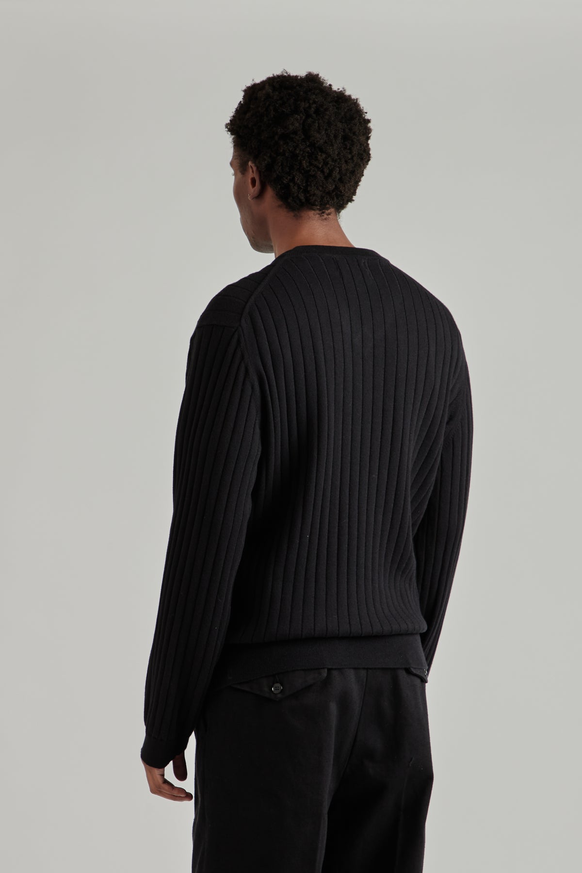 Another Sweater 3.0 - Black