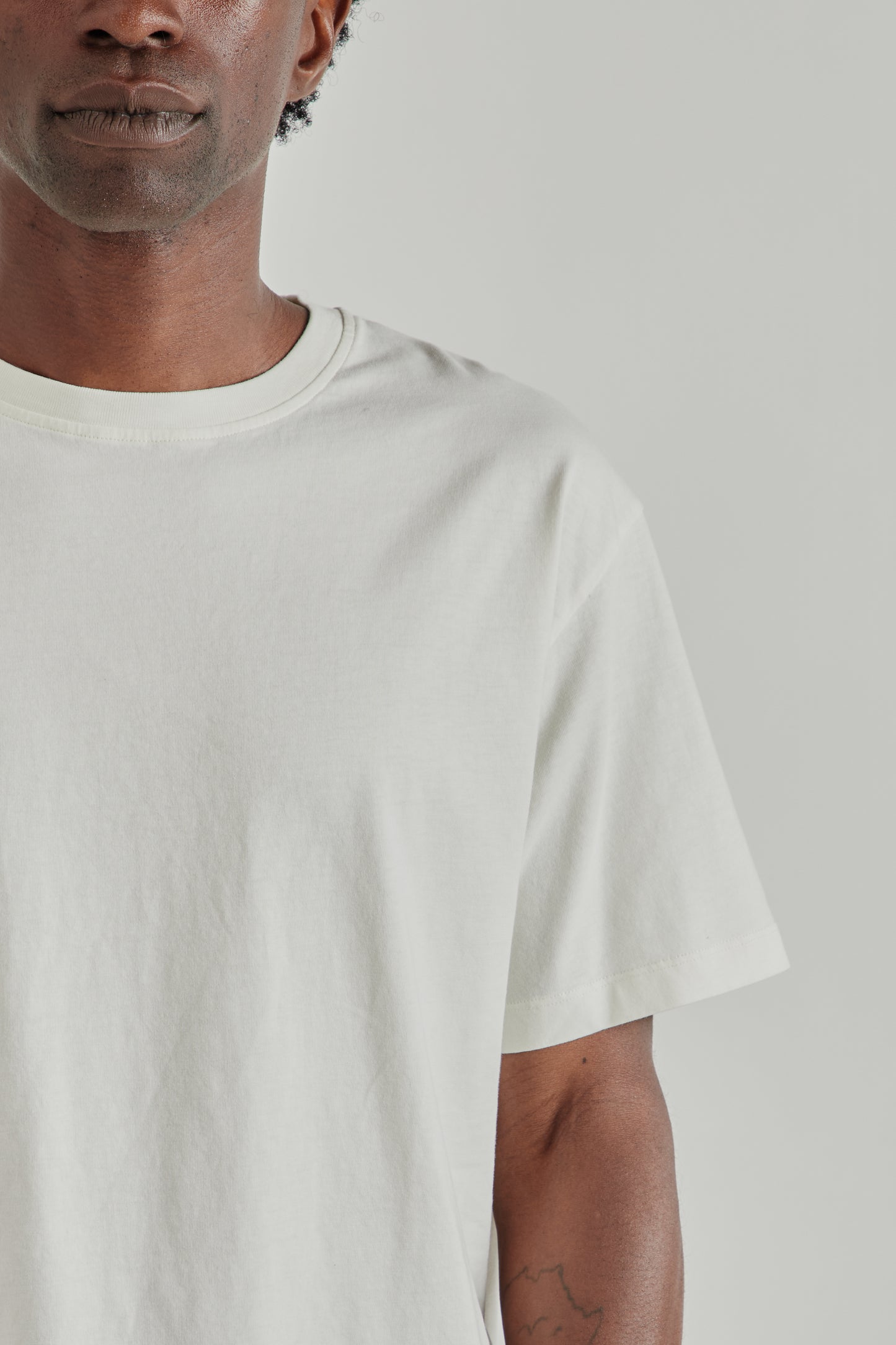 Another Aspect FW26 Another T-Shirt 1.0 Antique White0439