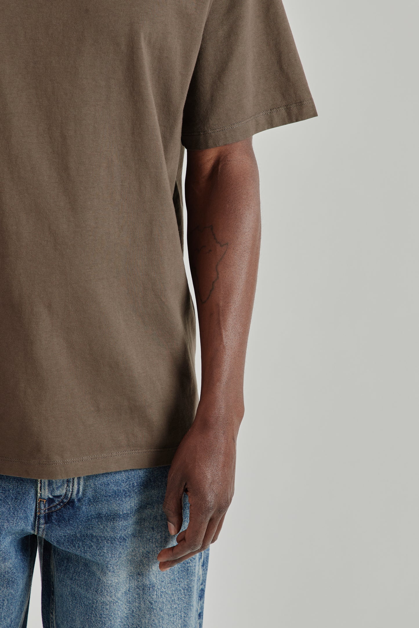 Another T-Shirt 1.0 - Brown