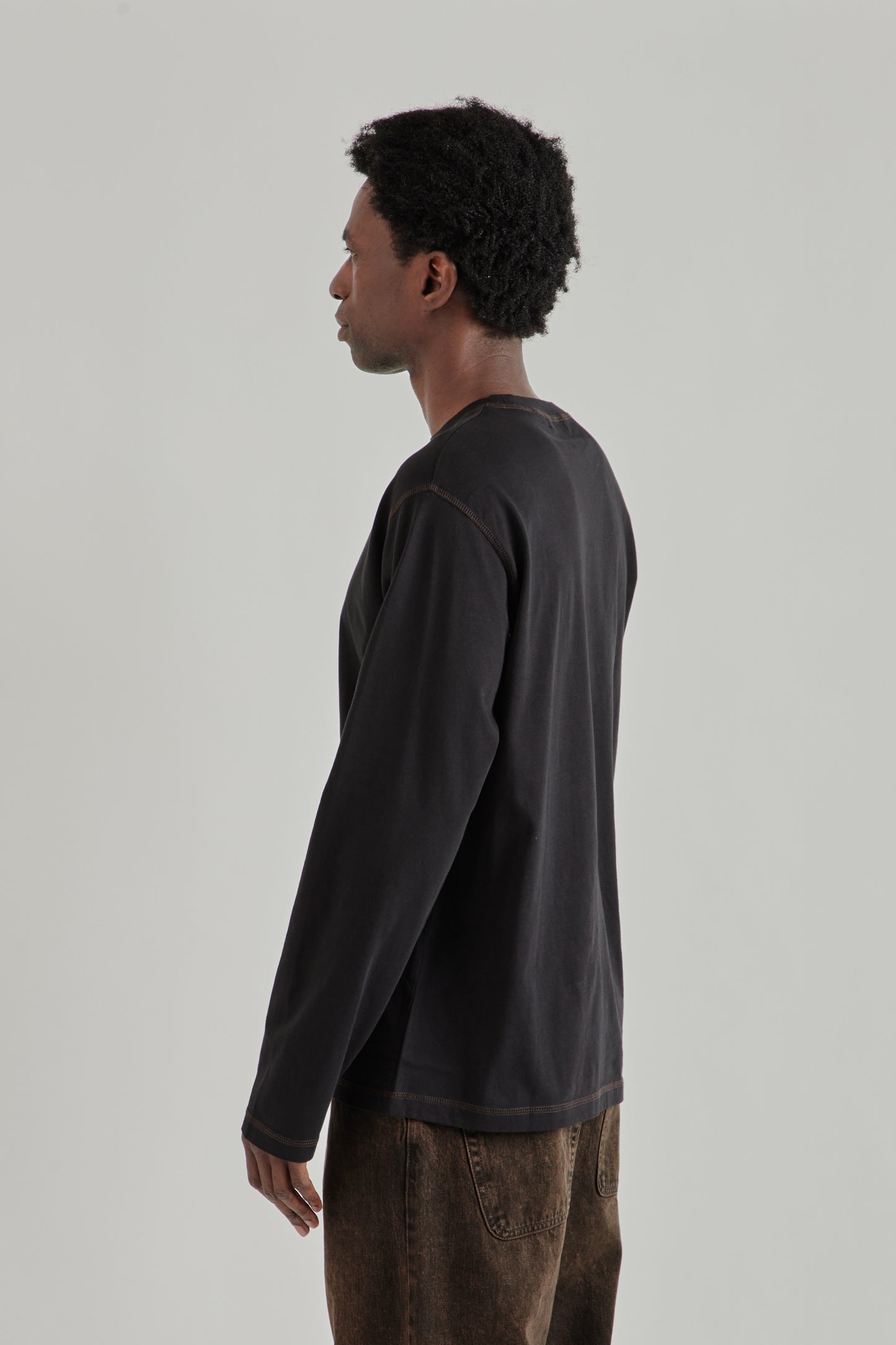 Another T-Shirt 3.0 - Black/Brown