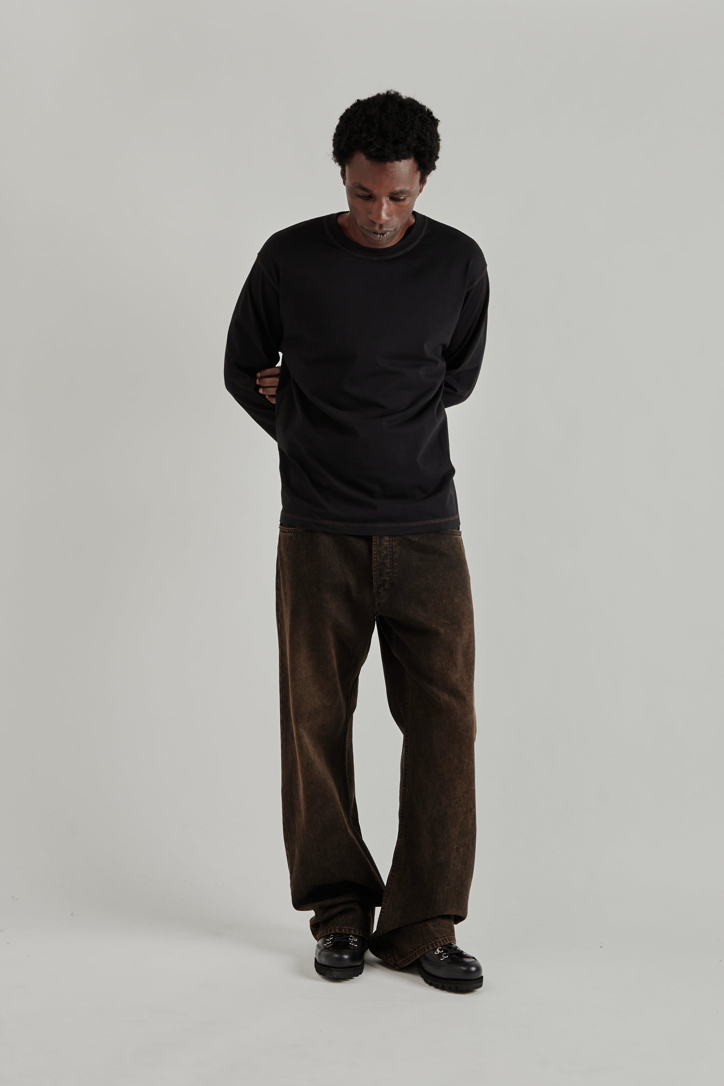 Another T-Shirt 3.0 - Black/Brown