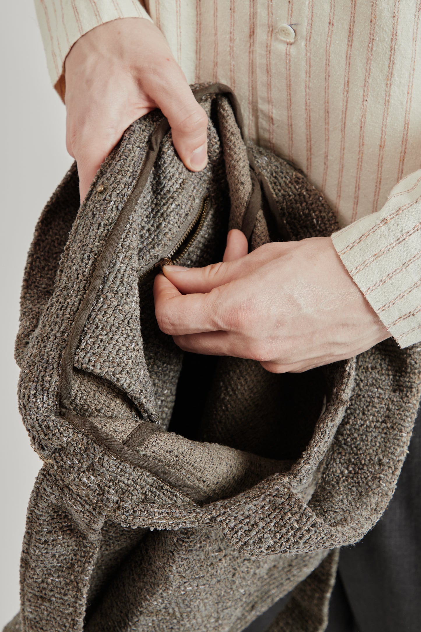 Another Aspect  SS26  Another Tote Bag 1.0 Grey 2138