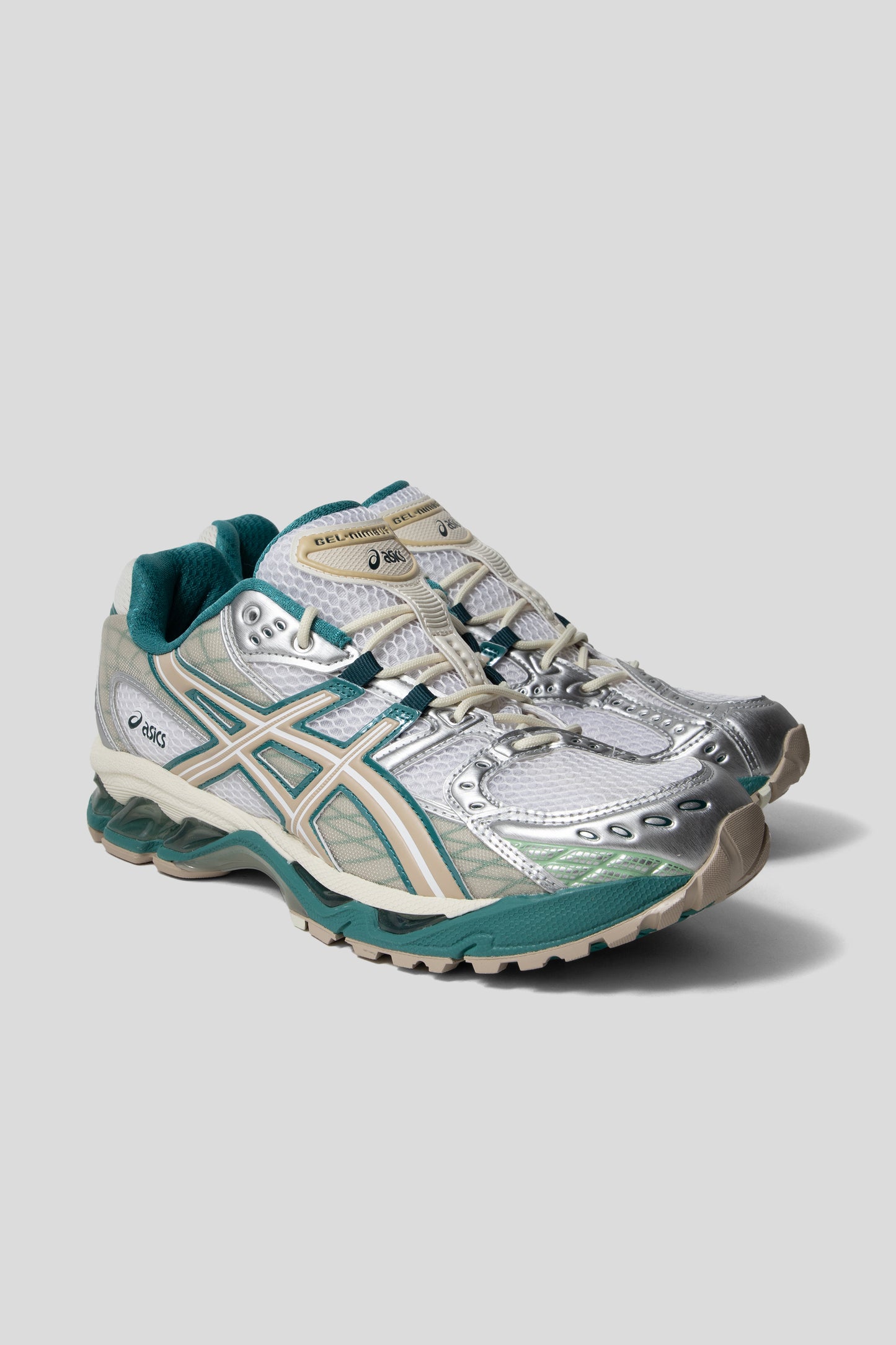 Gel-Nimbus 10.1 - White/Rainy Lake