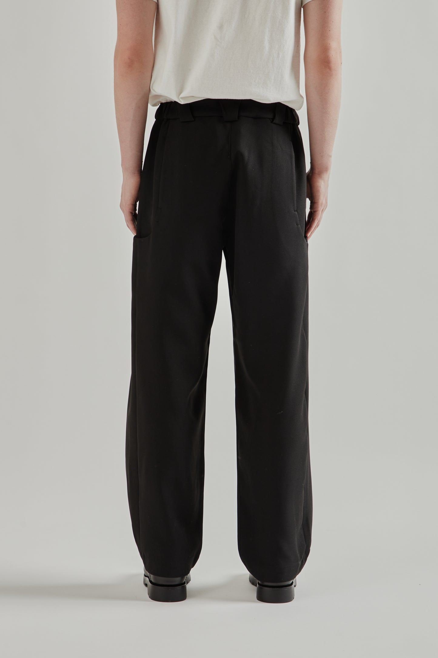 Straight Leg Stretch Curve Pant - Black