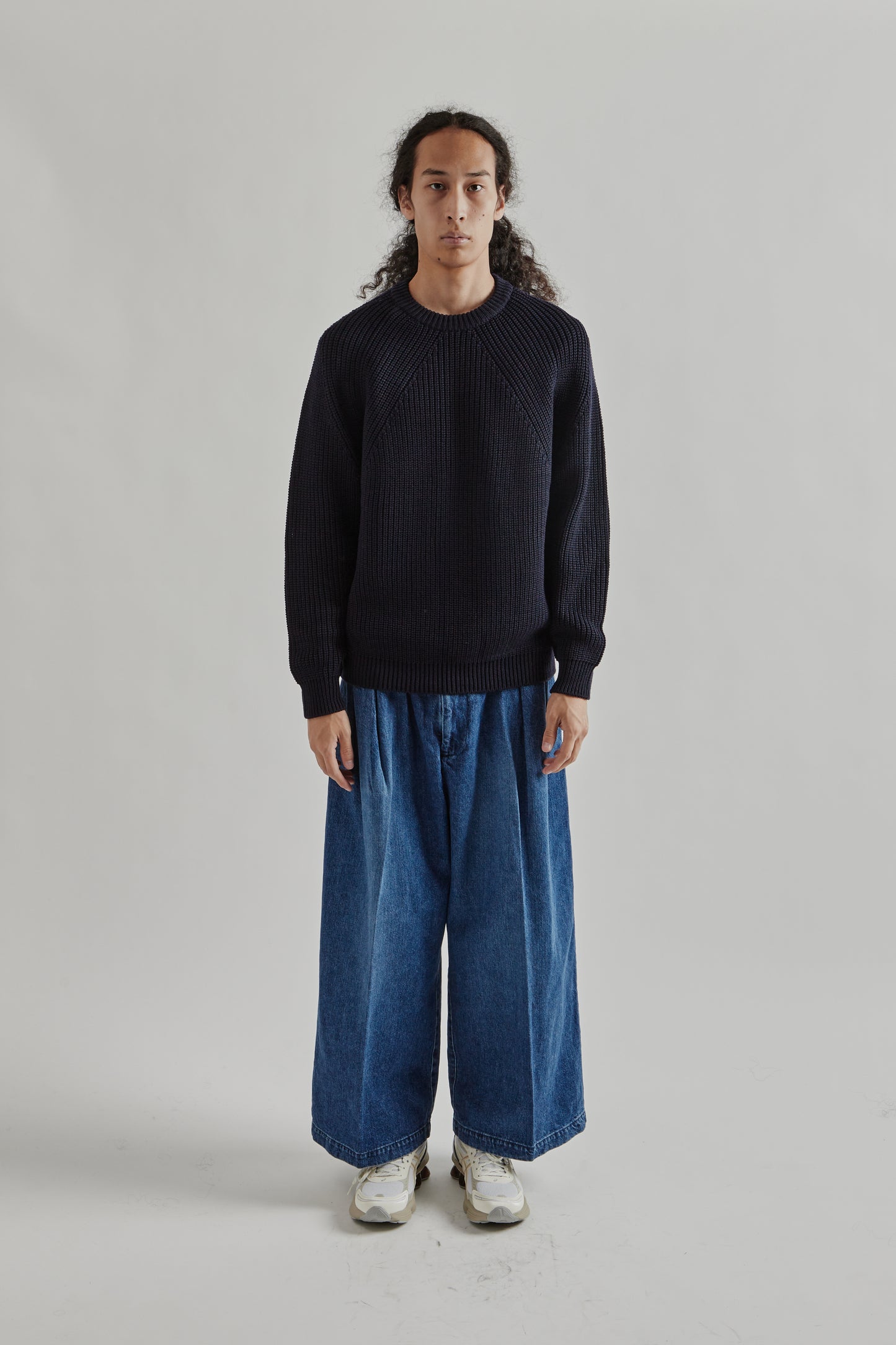 BATONER FW25 Signature Crew Neck Navy1