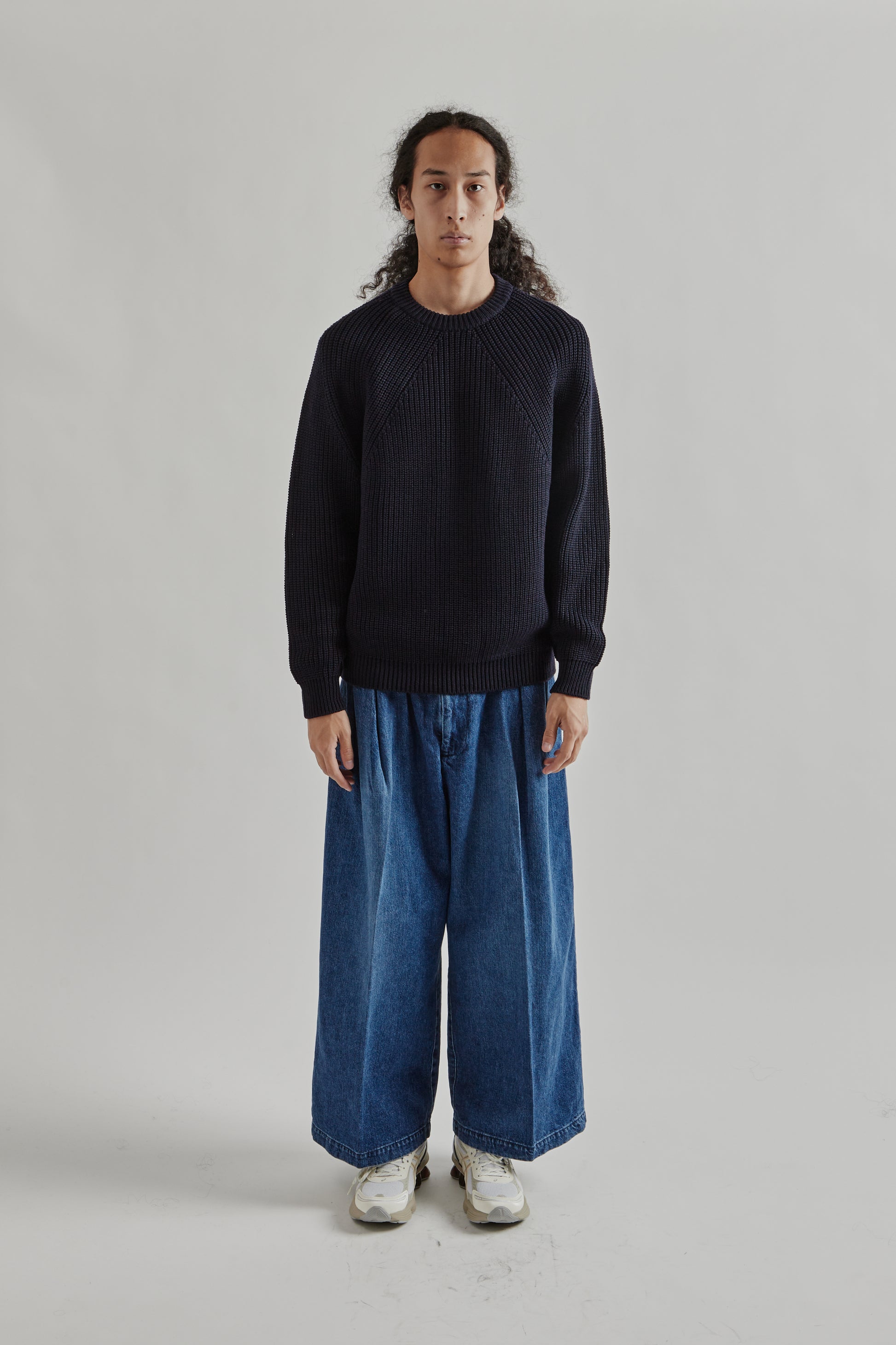 BATONER FW25 Signature Crew Neck Navy1