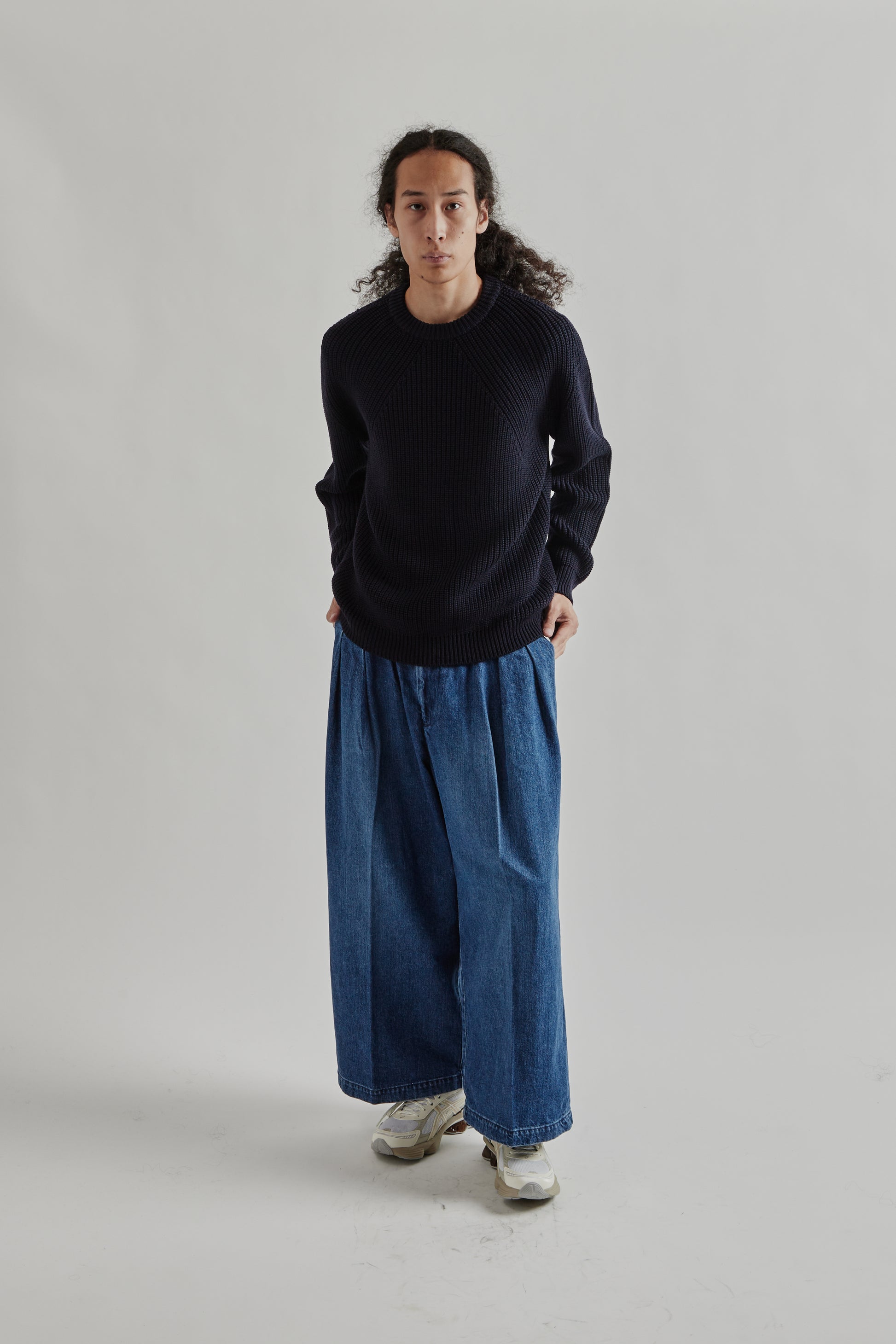 BATONER FW25 Signature Crew Neck Navy15