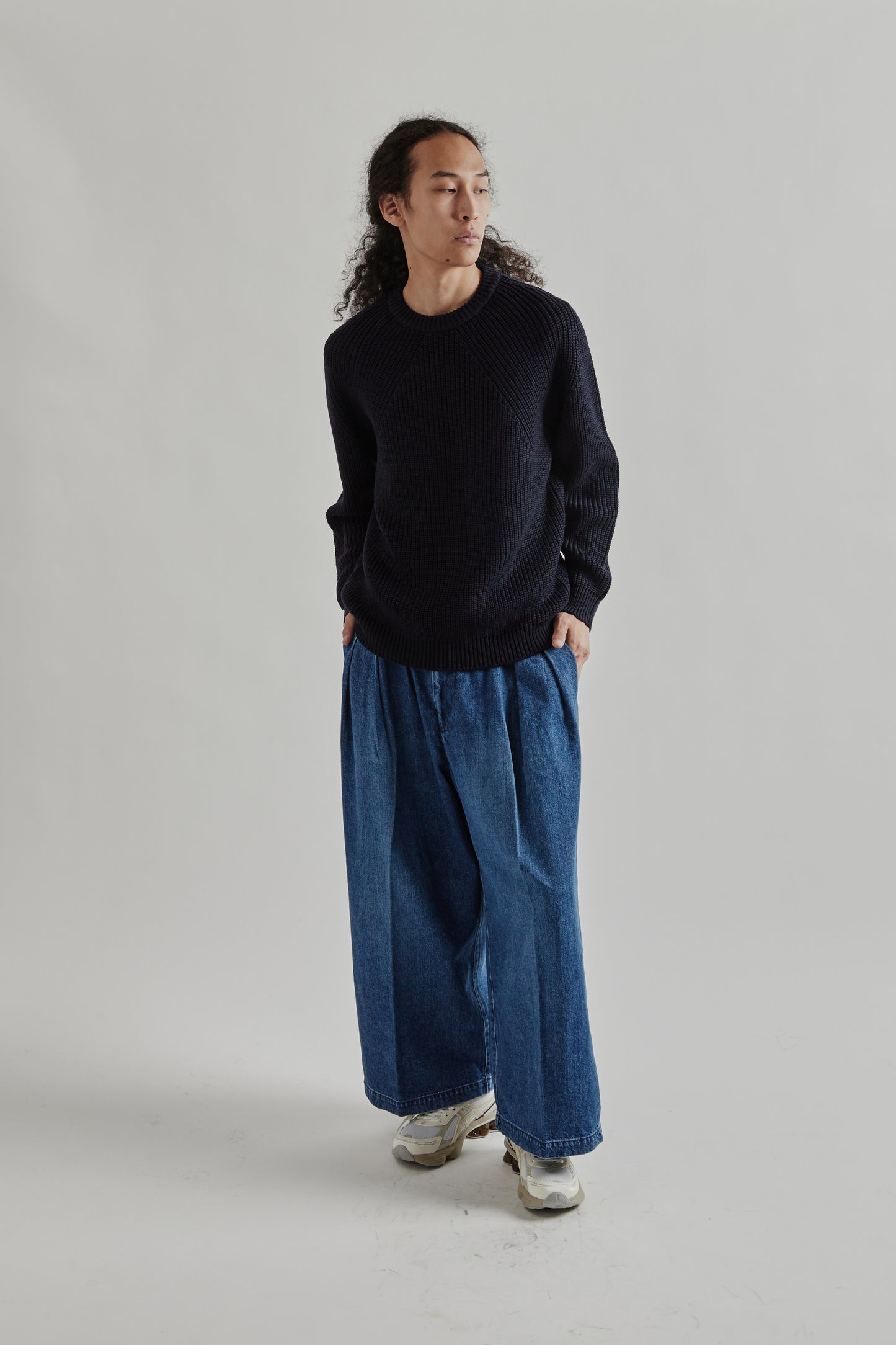BATONER FW25 Signature Crew Neck Navy16
