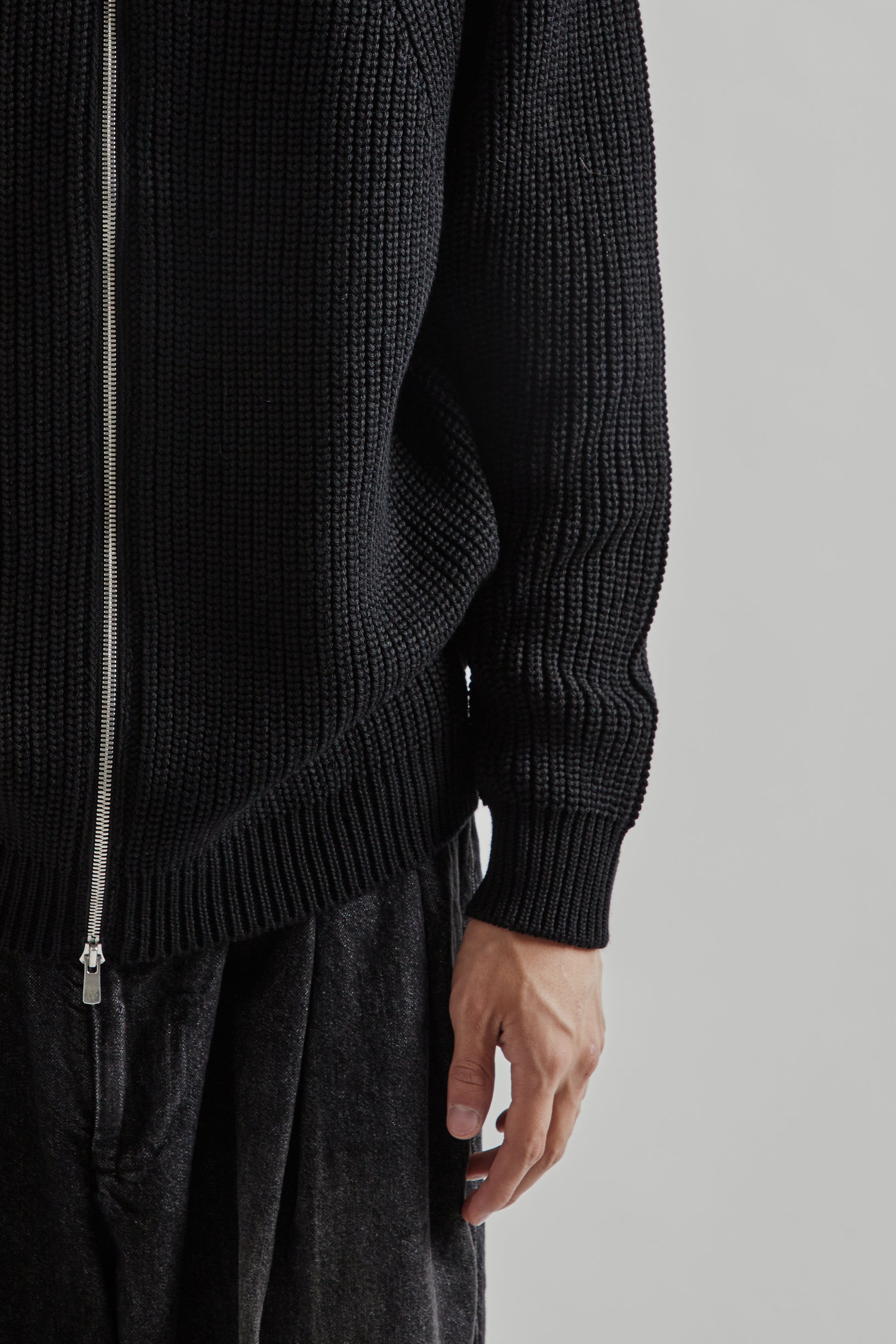 BATONER FW25 Signature Drivers Knit Black14