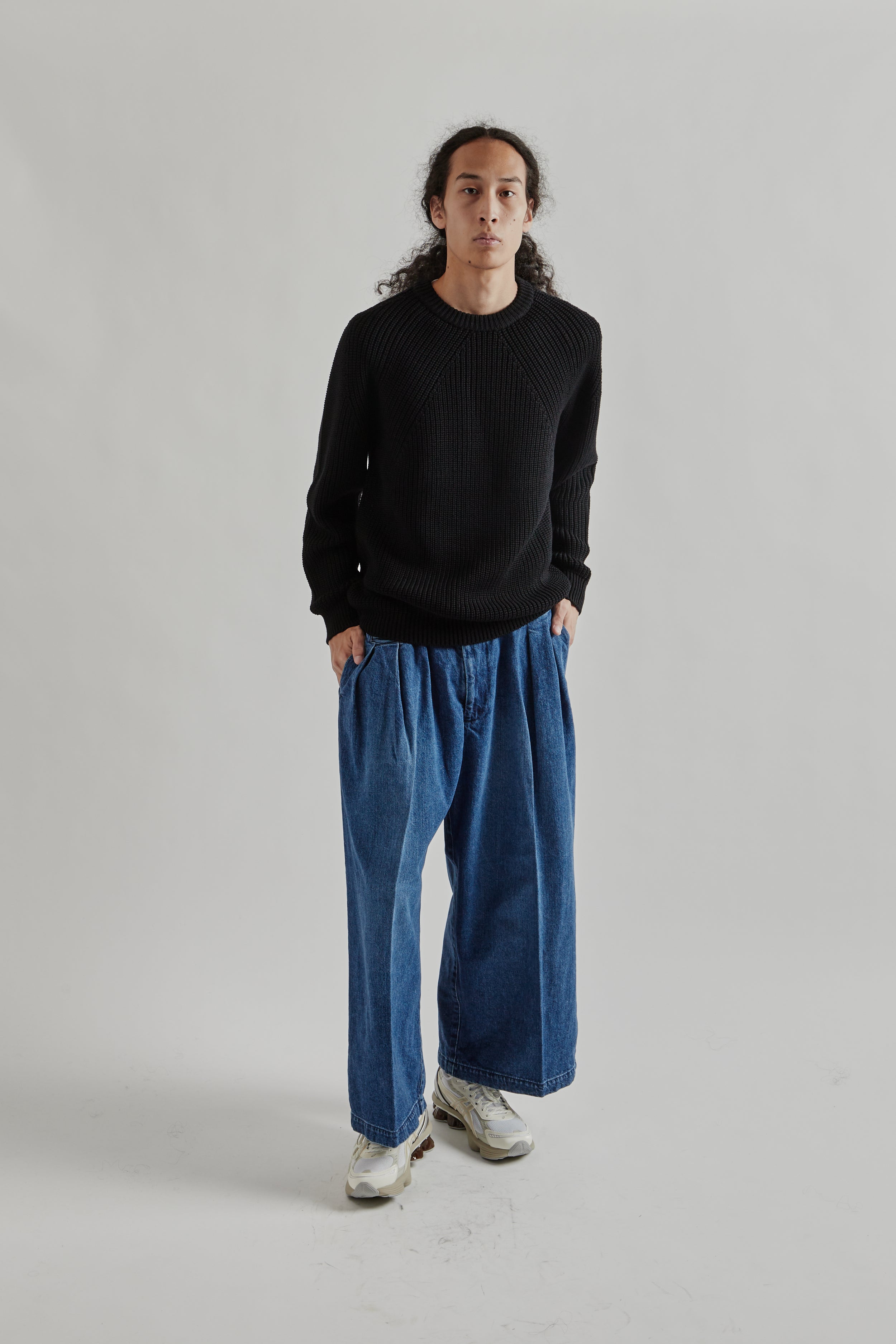 Batoner Signature Crew Neck - Black | Wallace Mercantile Shop