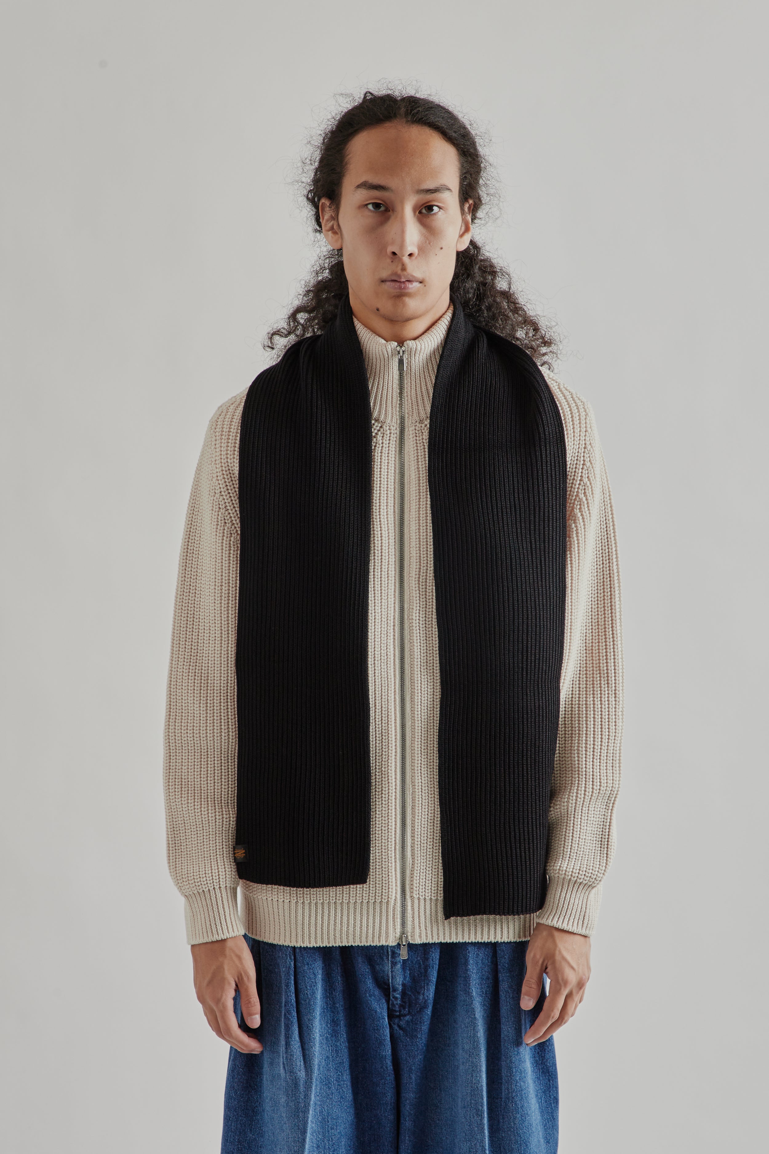 Batoner Solid Wool RIb Muffler - Black | Wallace Mercantile Shop