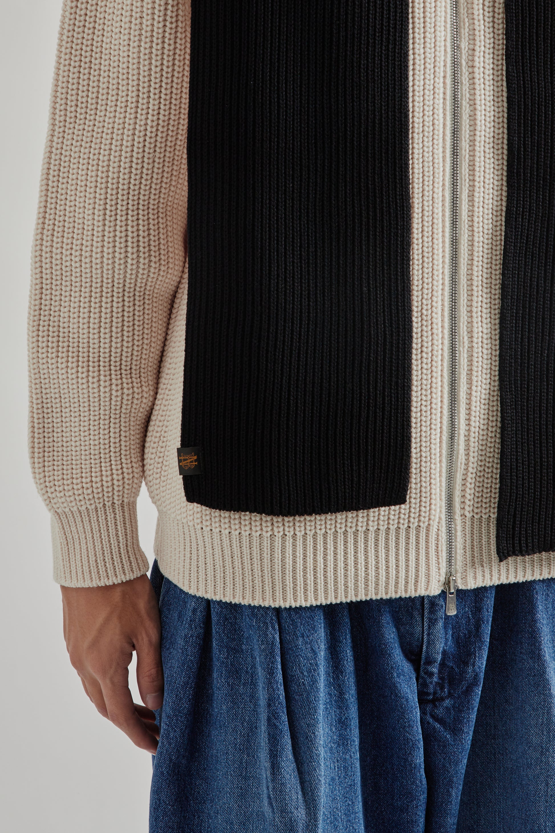 Batoner FW25 Solid Wool Rib Muffler Black 2