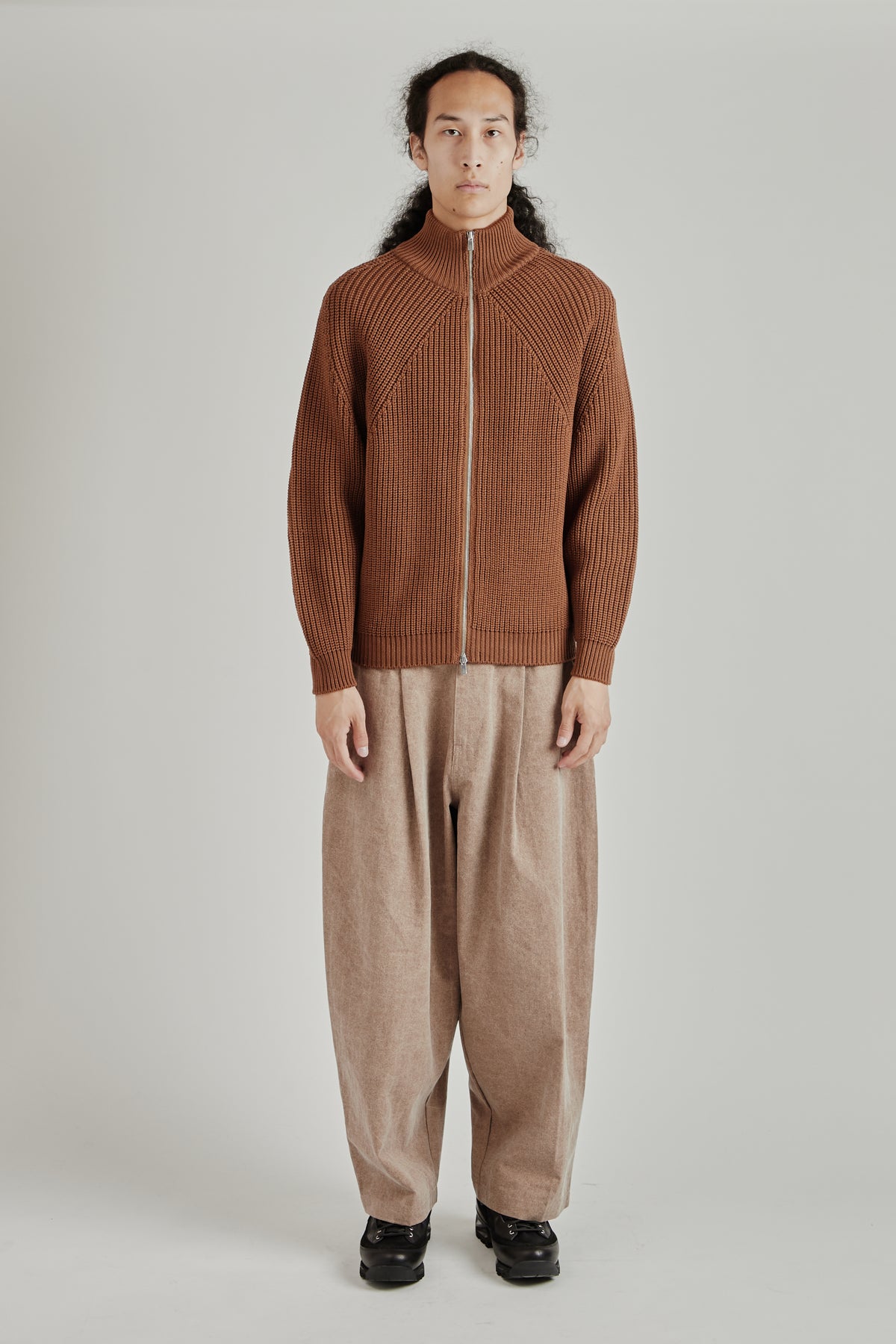Signature Drivers Knit - Camel