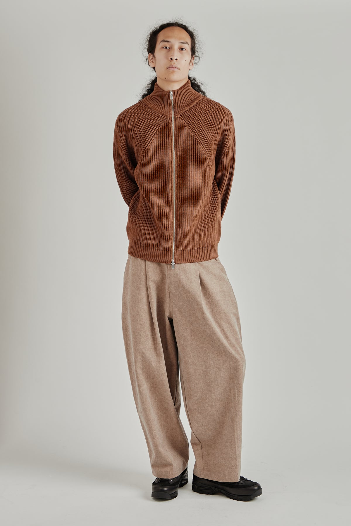 Signature Drivers Knit - Camel