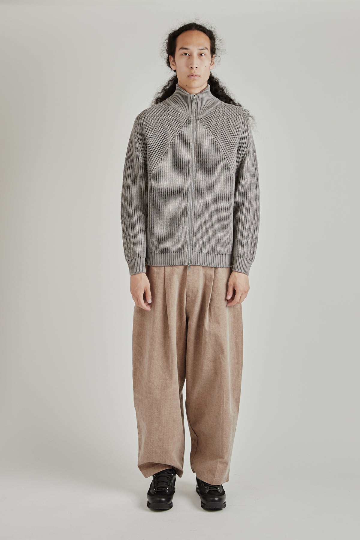 Signature Drivers Knit - Grey