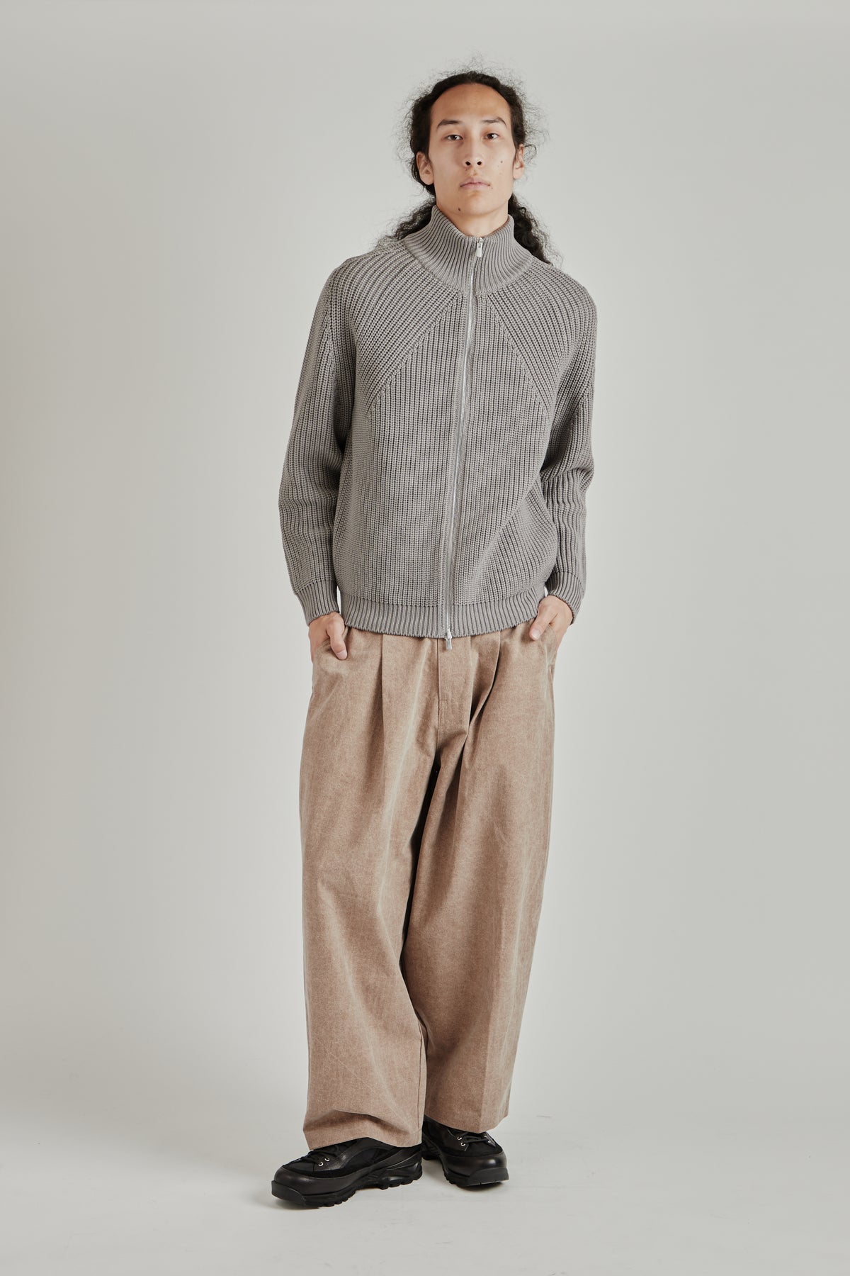 Signature Drivers Knit - Grey