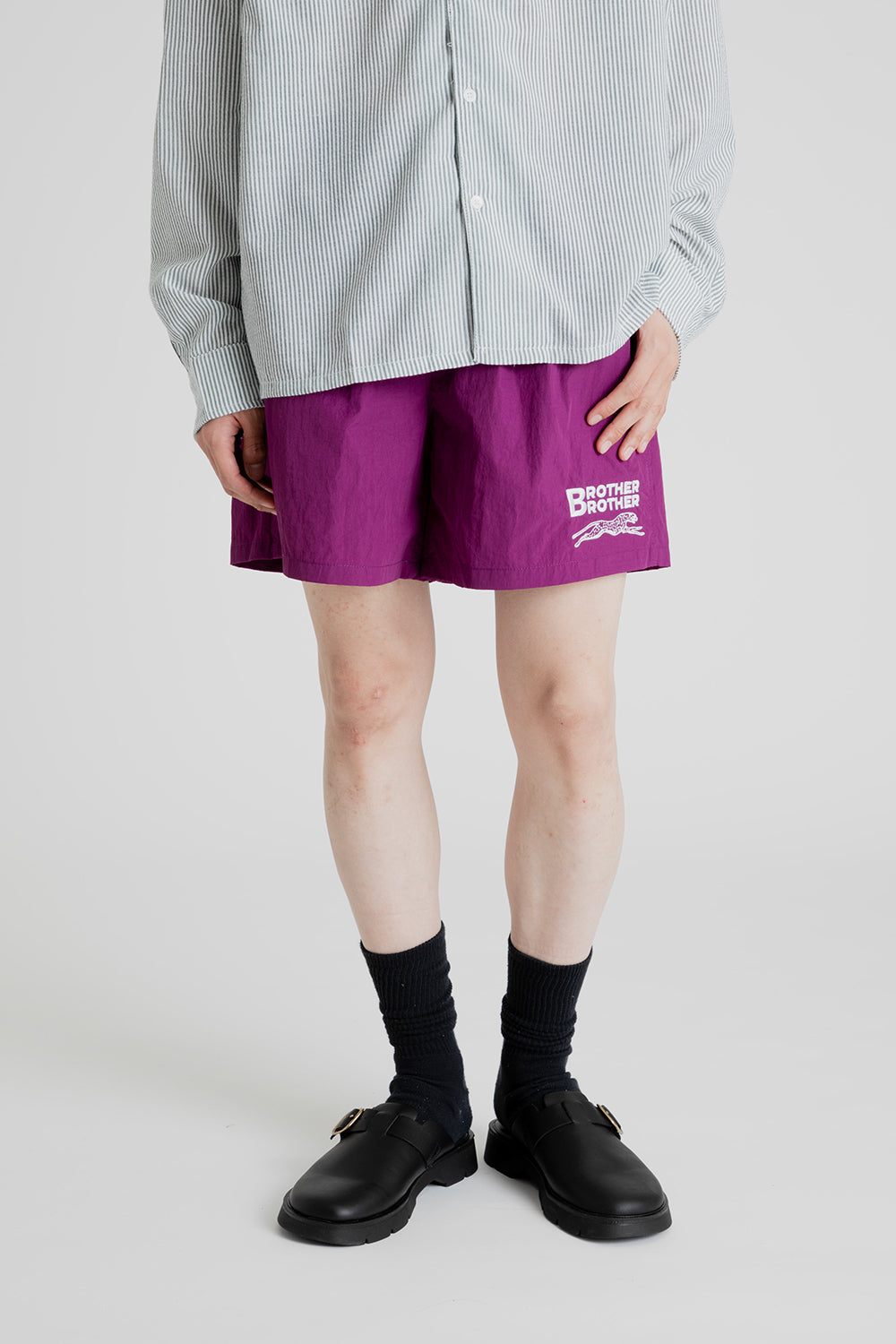 Brother Brother Baggie Short in Nylon Grape