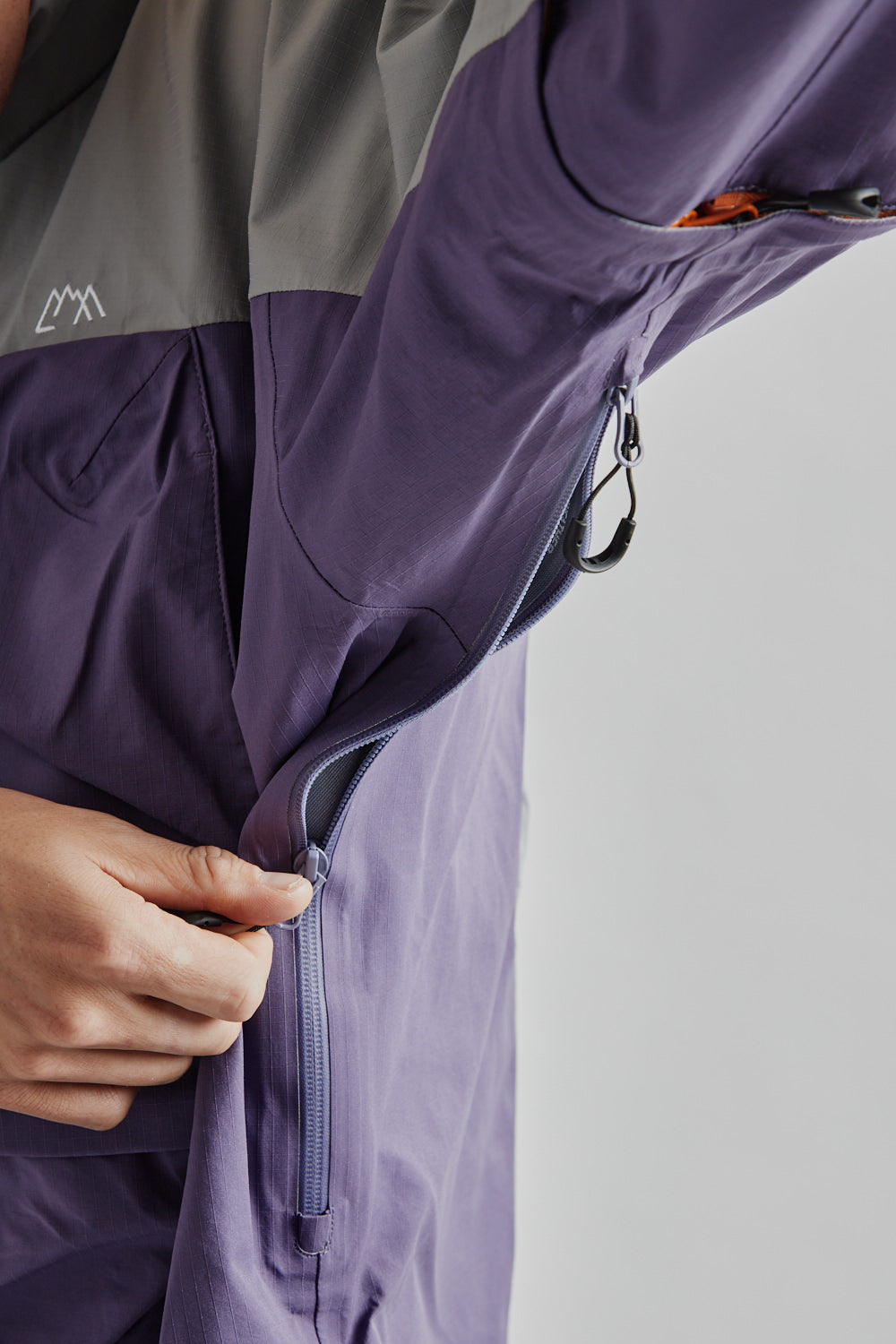 CMF Outdoor Garments Guide Shell Mod COEXIST Gray Purple 017