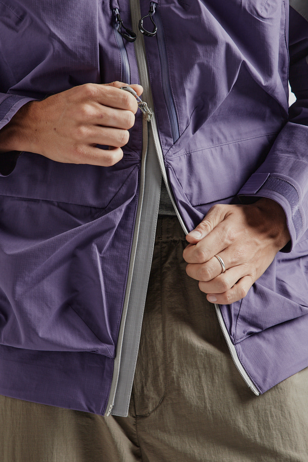 CMF Outdoor Garments Guide Shell Mod COEXIST Gray Purple 027